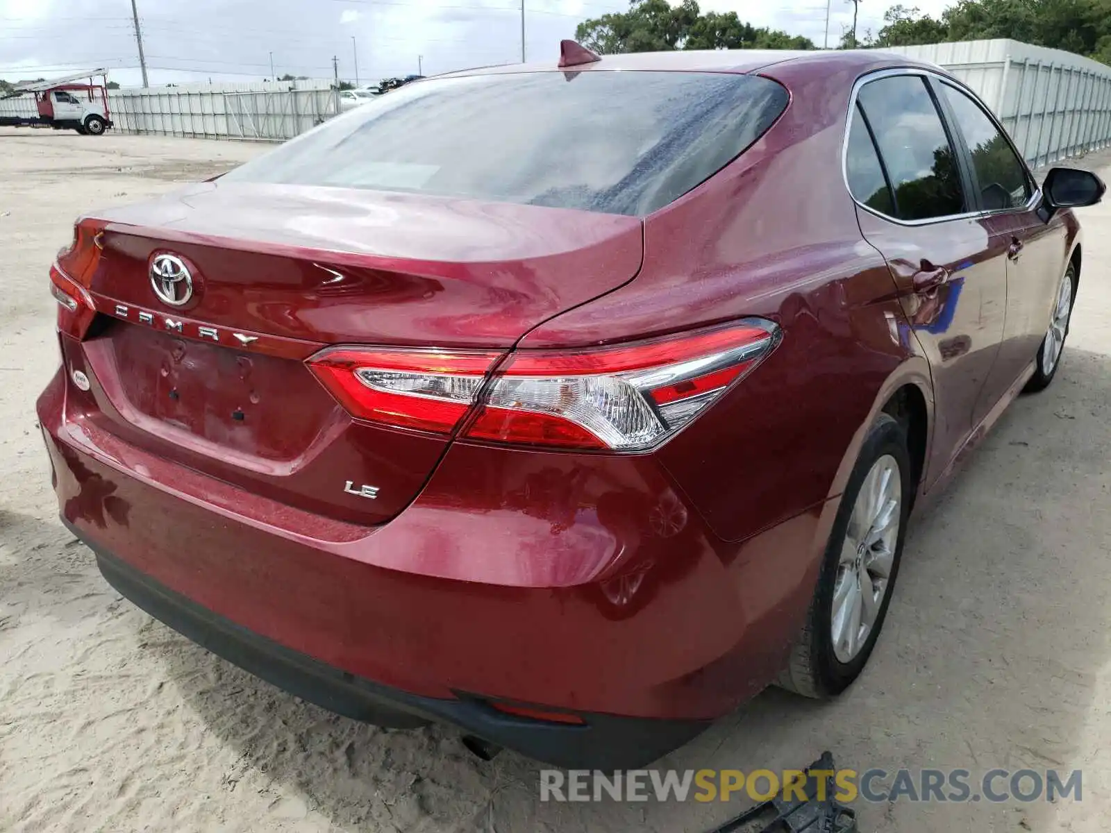 4 Photograph of a damaged car 4T1B11HK5KU809695 TOYOTA CAMRY 2019