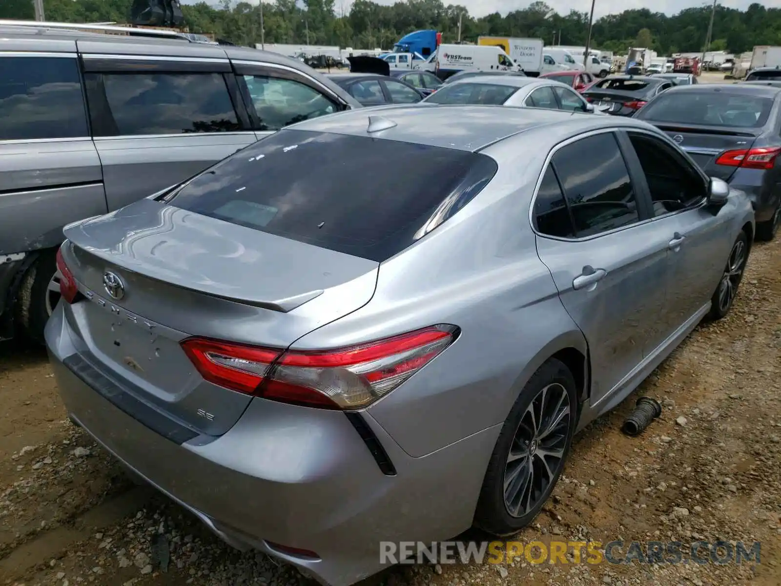 4 Photograph of a damaged car 4T1B11HK5KU809924 TOYOTA CAMRY 2019