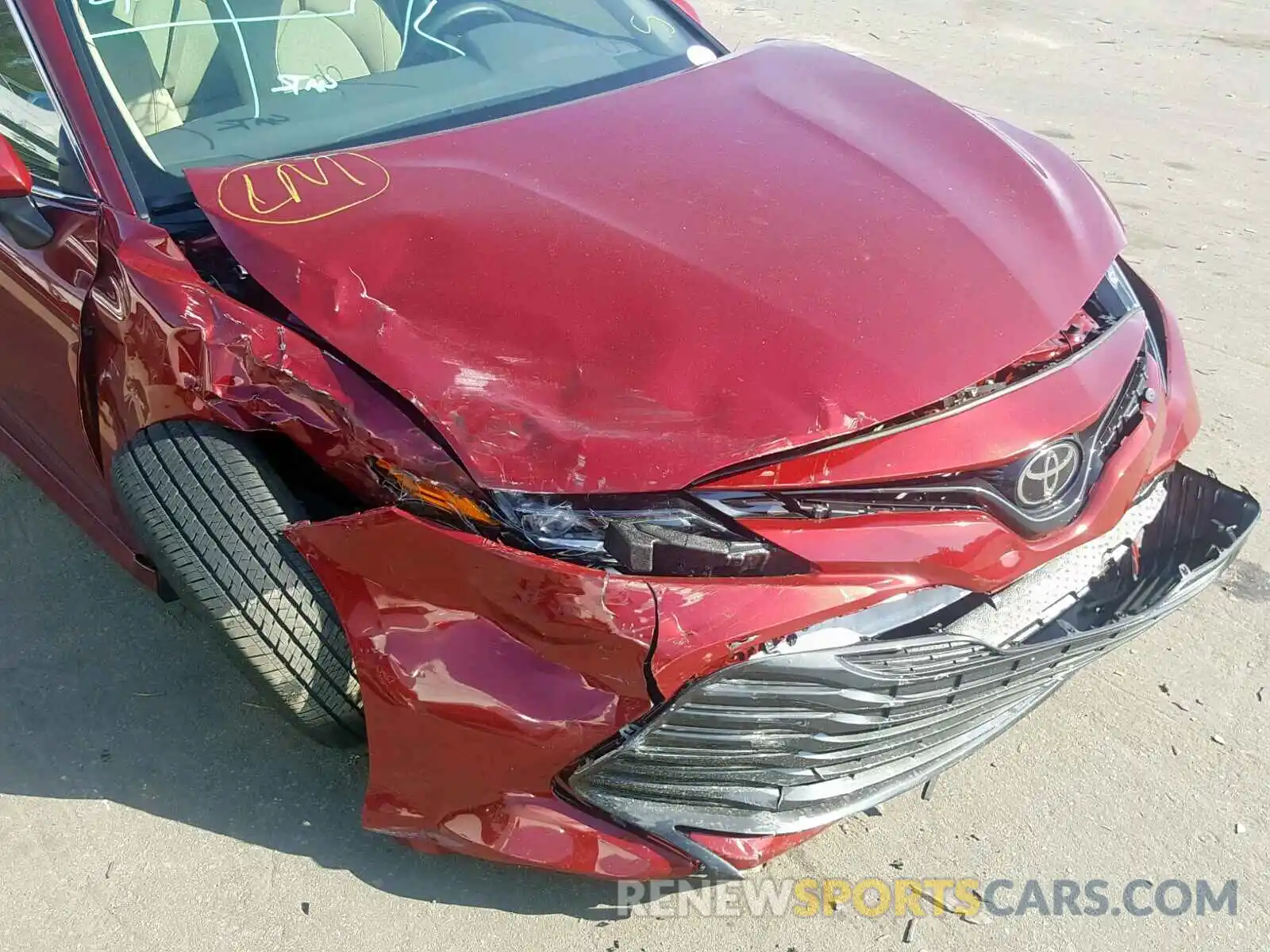 9 Photograph of a damaged car 4T1B11HK5KU810541 TOYOTA CAMRY 2019