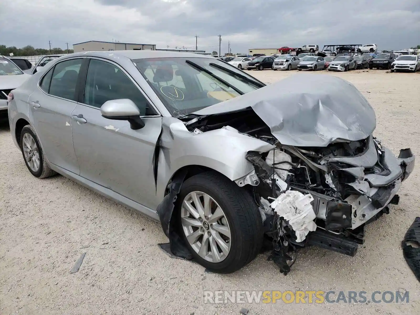 1 Photograph of a damaged car 4T1B11HK5KU811821 TOYOTA CAMRY 2019