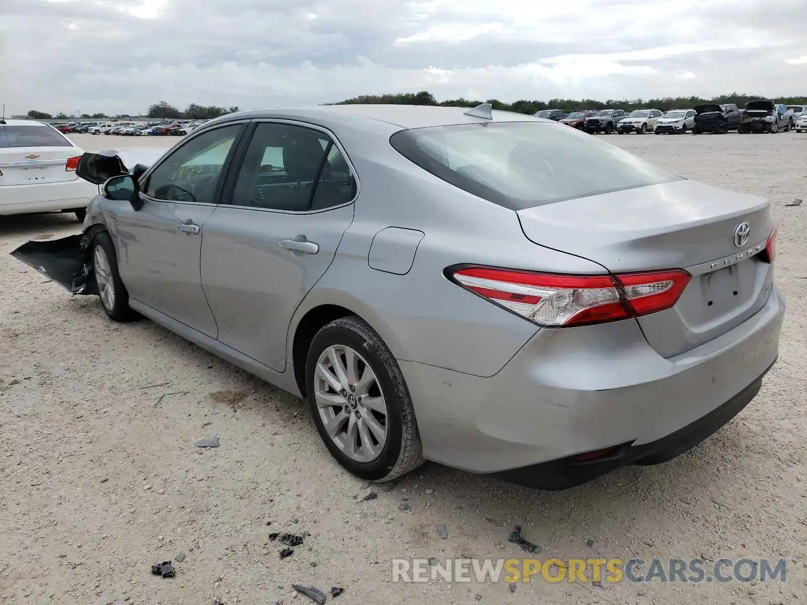 3 Photograph of a damaged car 4T1B11HK5KU811821 TOYOTA CAMRY 2019