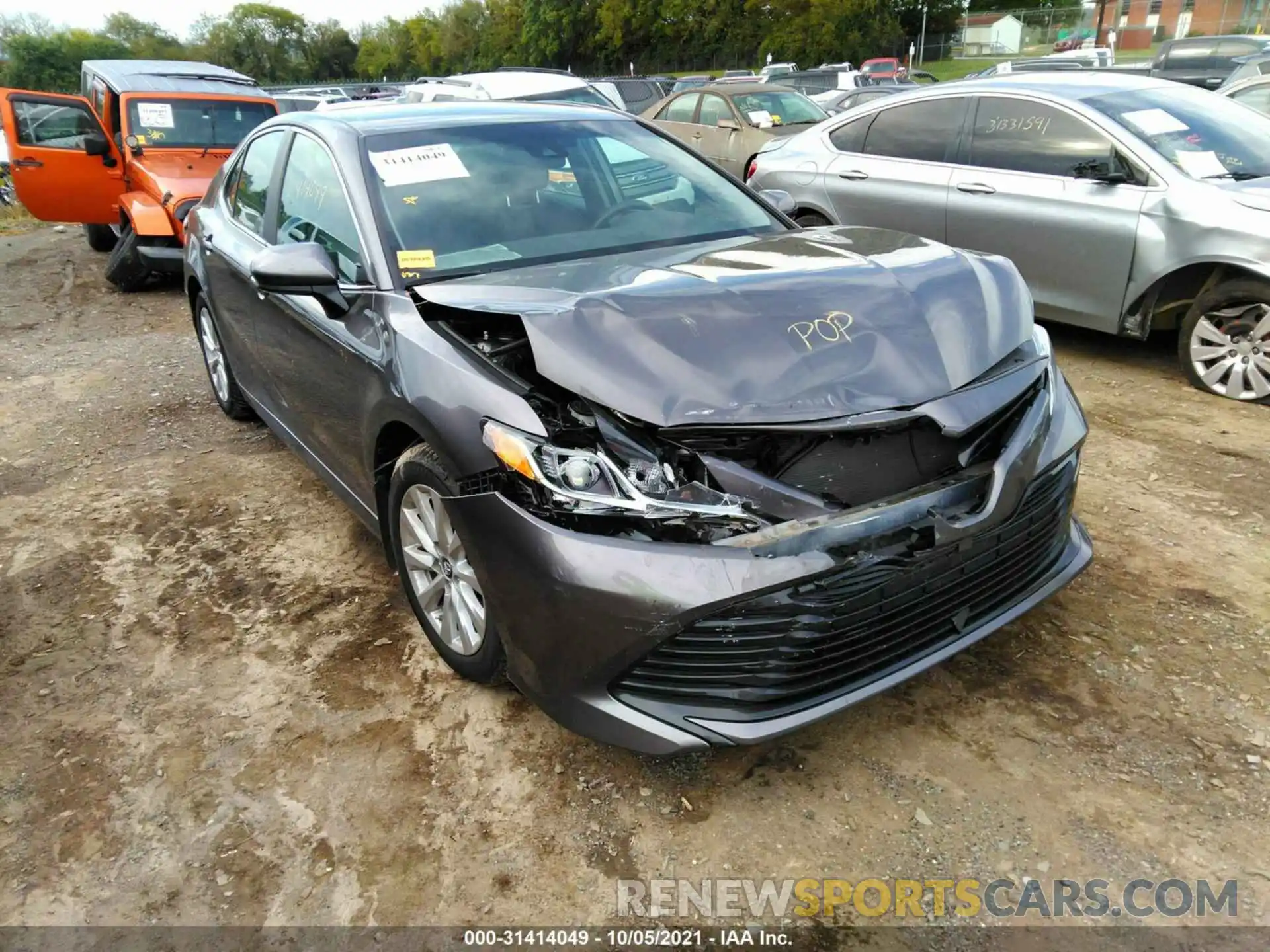 1 Photograph of a damaged car 4T1B11HK5KU812290 TOYOTA CAMRY 2019