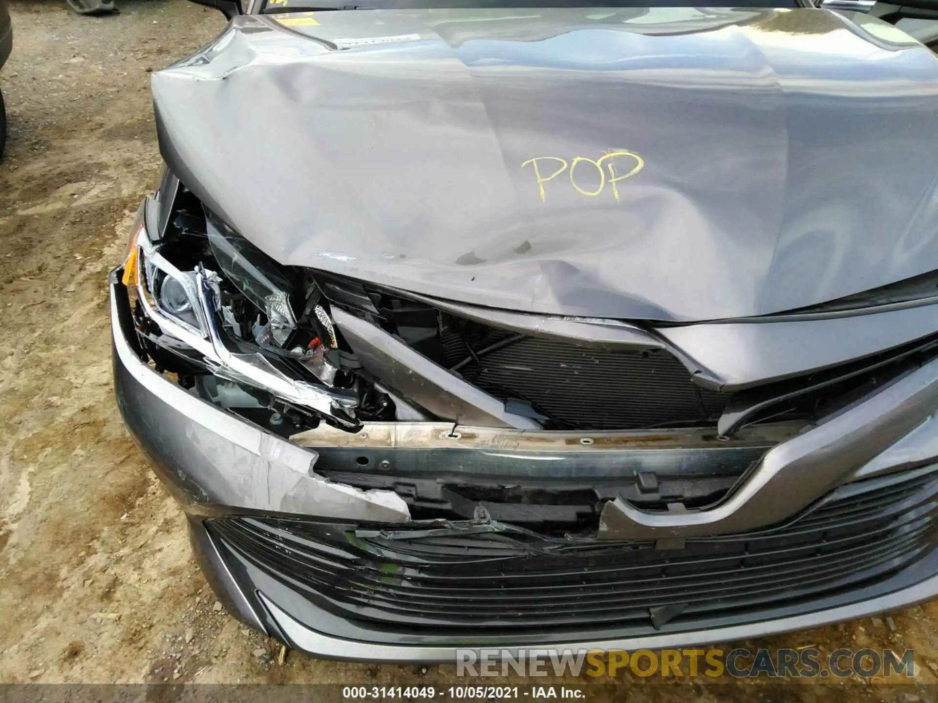 6 Photograph of a damaged car 4T1B11HK5KU812290 TOYOTA CAMRY 2019