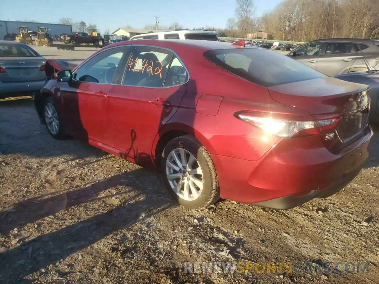 3 Фотография поврежденного автомобиля 4T1B11HK5KU813715 TOYOTA CAMRY 2019