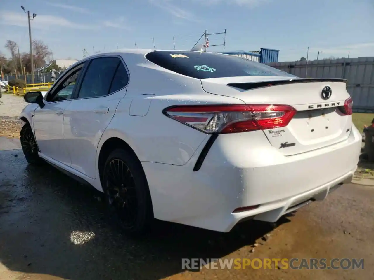 3 Photograph of a damaged car 4T1B11HK5KU815562 TOYOTA CAMRY 2019