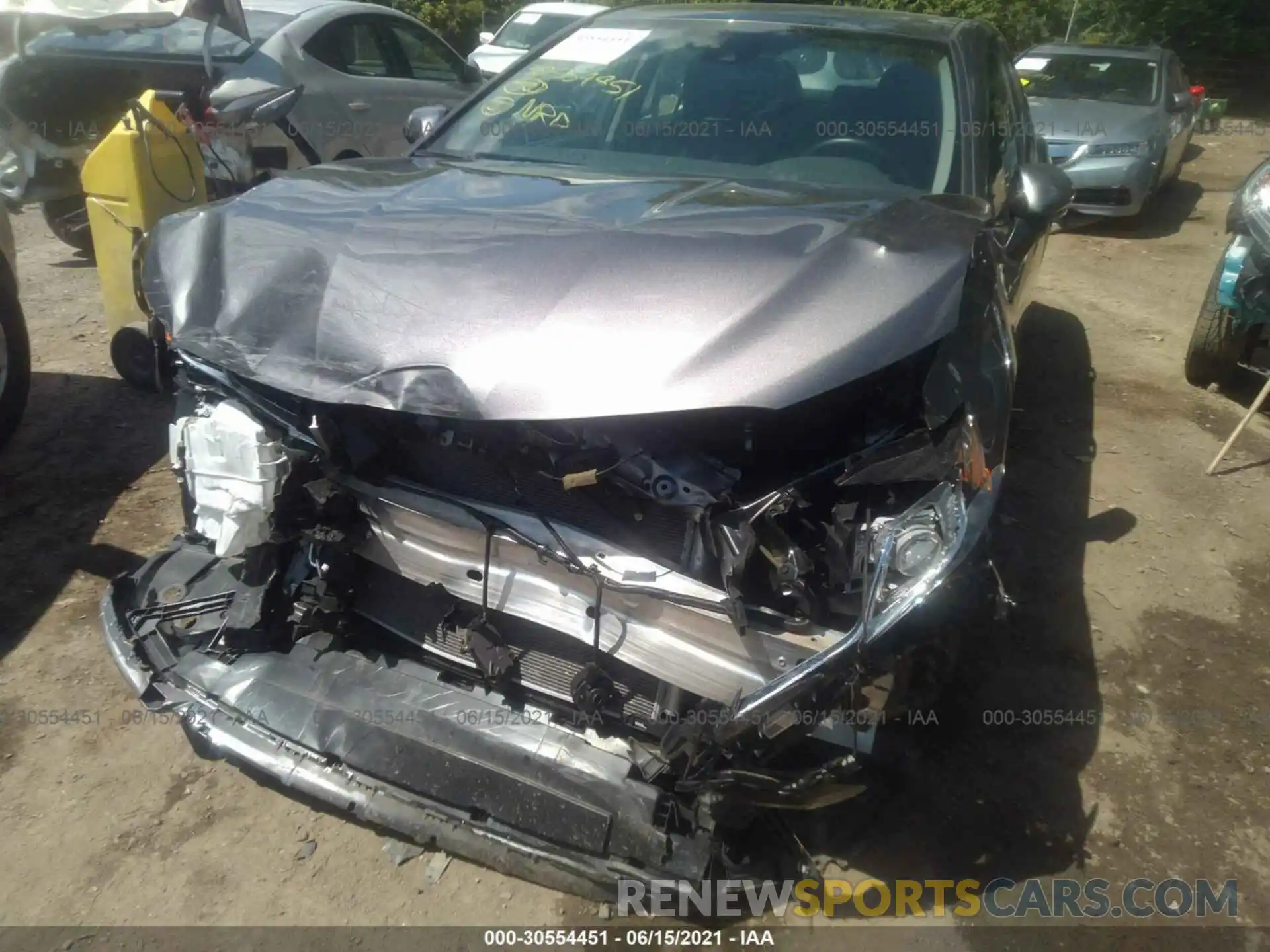 6 Photograph of a damaged car 4T1B11HK5KU815982 TOYOTA CAMRY 2019