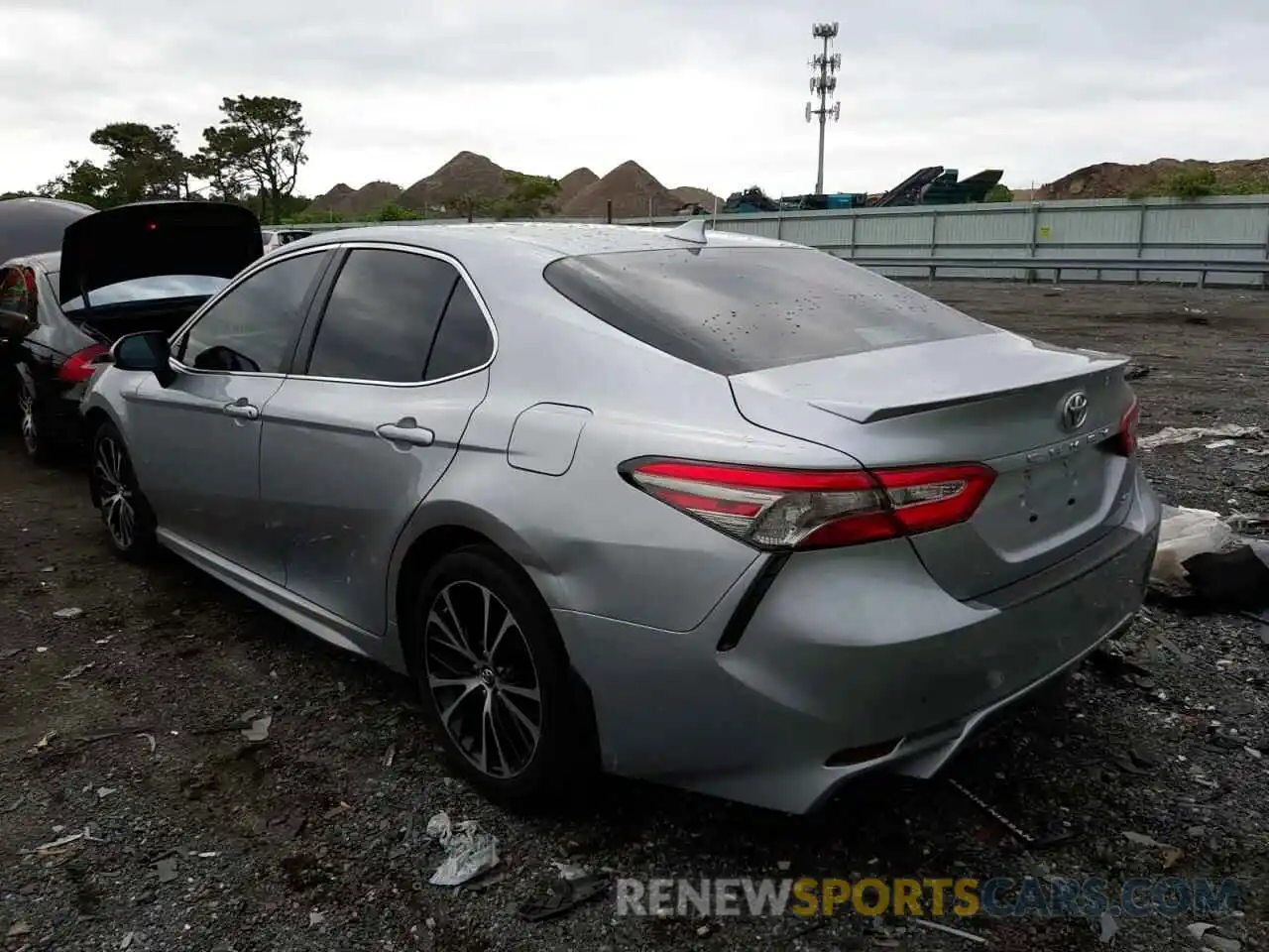 3 Photograph of a damaged car 4T1B11HK5KU816260 TOYOTA CAMRY 2019