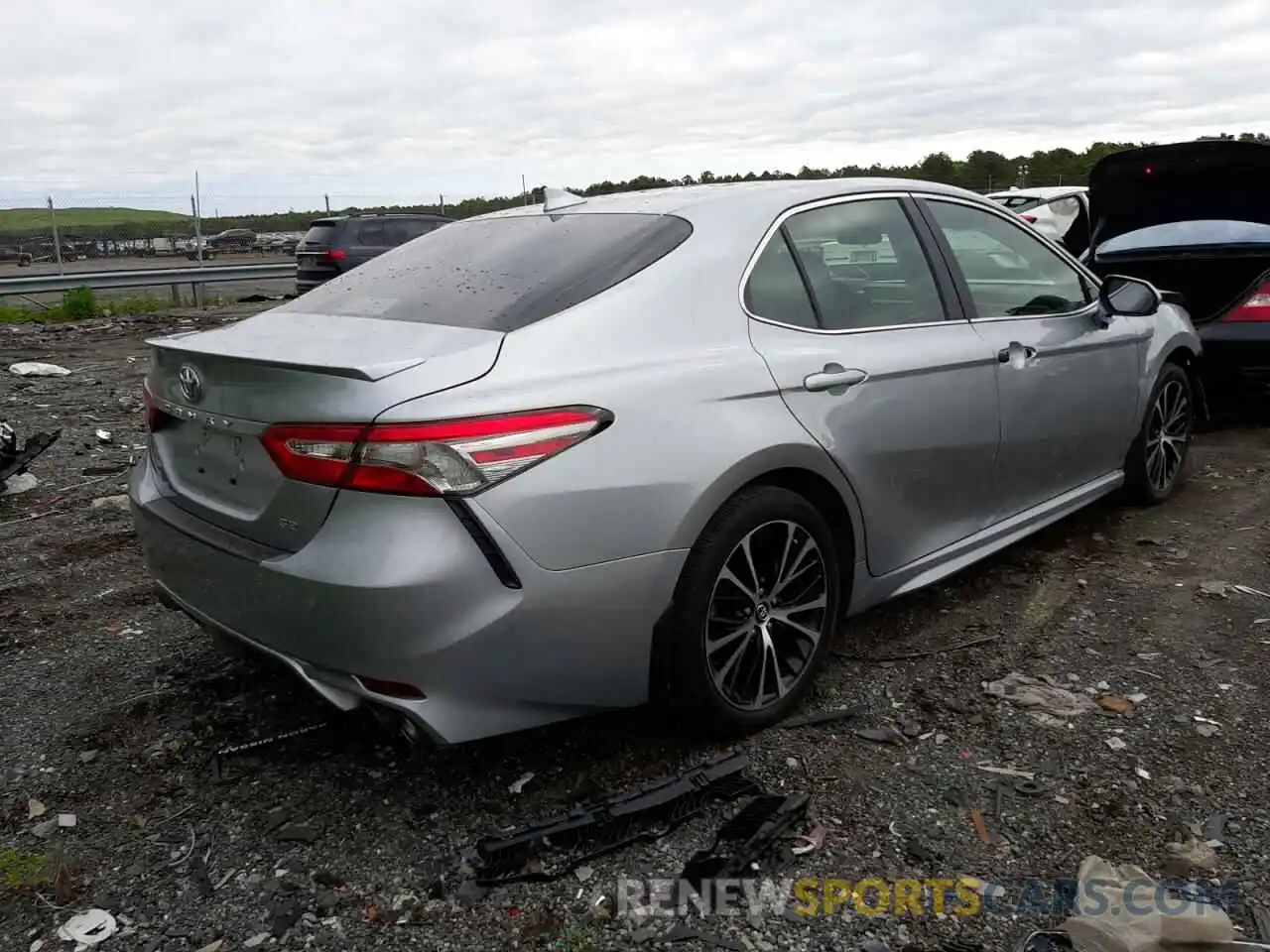 4 Photograph of a damaged car 4T1B11HK5KU816260 TOYOTA CAMRY 2019