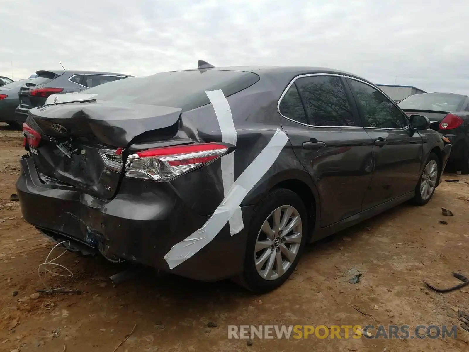 4 Photograph of a damaged car 4T1B11HK5KU818364 TOYOTA CAMRY 2019