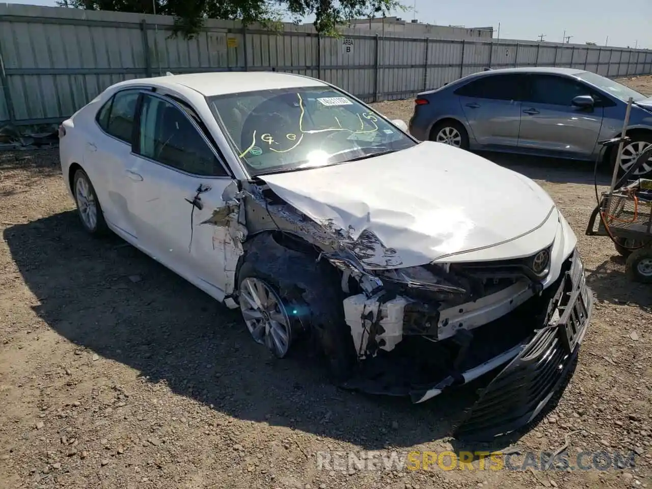 1 Photograph of a damaged car 4T1B11HK5KU818624 TOYOTA CAMRY 2019