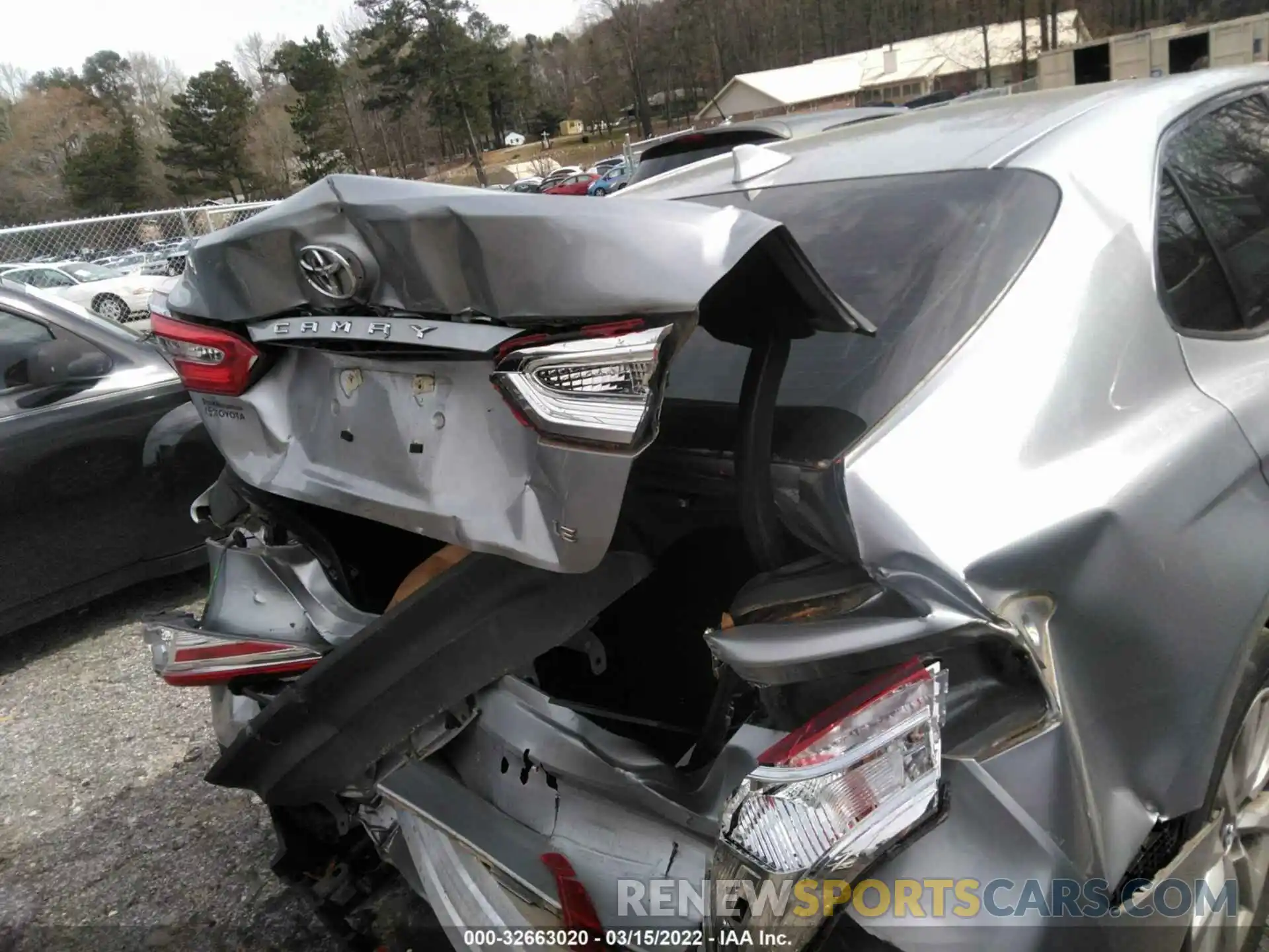 6 Photograph of a damaged car 4T1B11HK5KU821667 TOYOTA CAMRY 2019