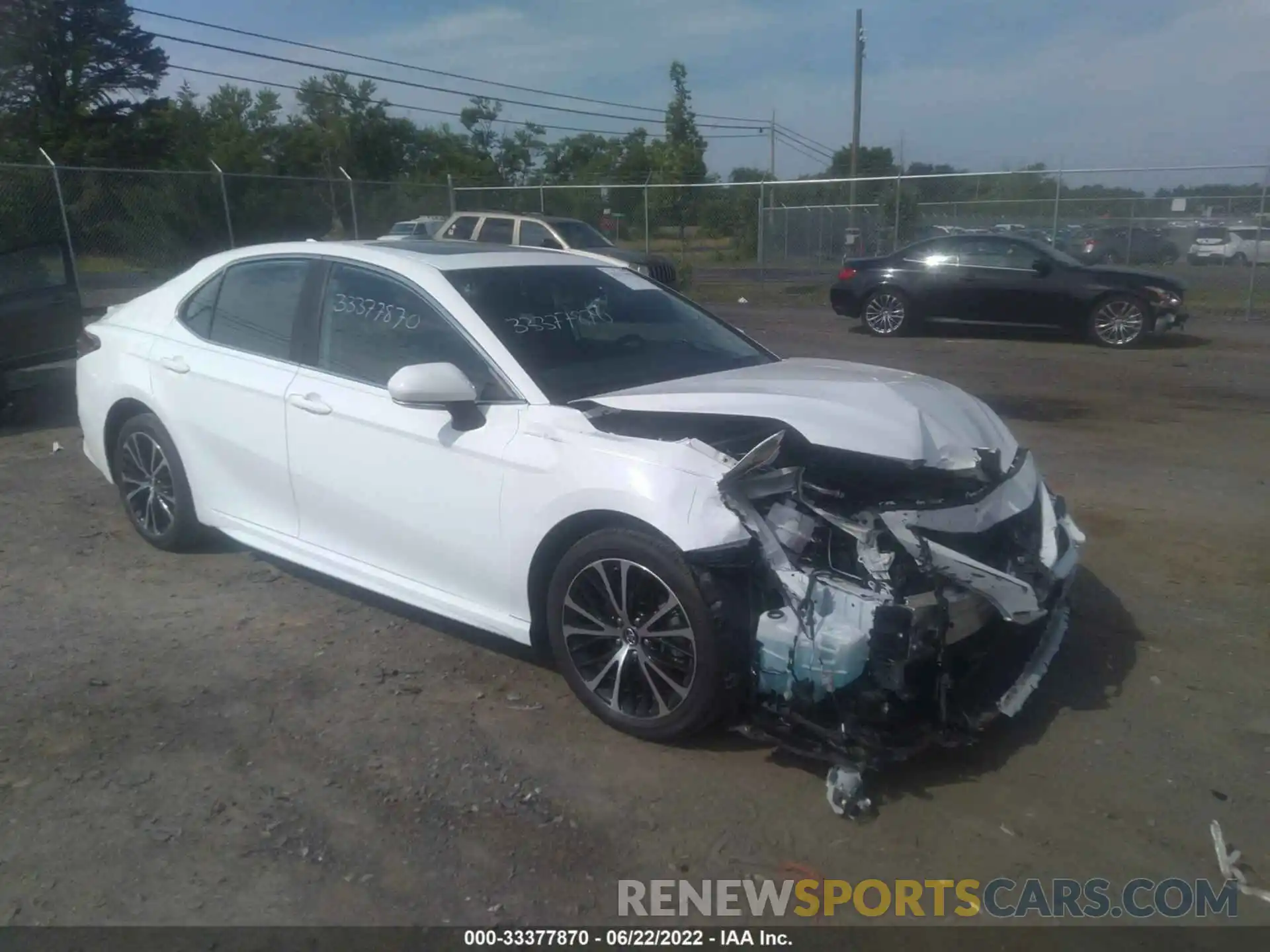 1 Photograph of a damaged car 4T1B11HK5KU823631 TOYOTA CAMRY 2019