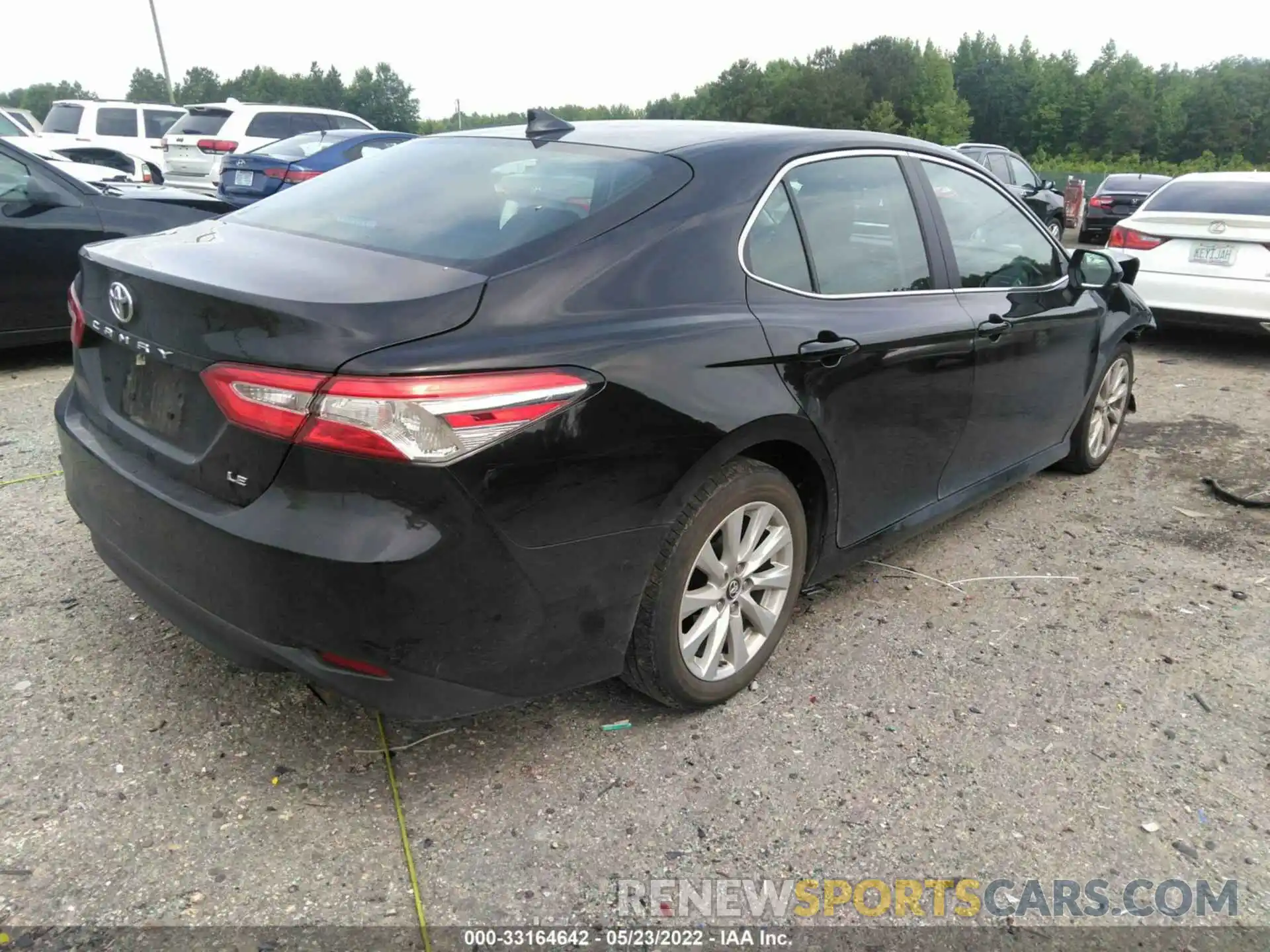 4 Фотография поврежденного автомобиля 4T1B11HK5KU824052 TOYOTA CAMRY 2019