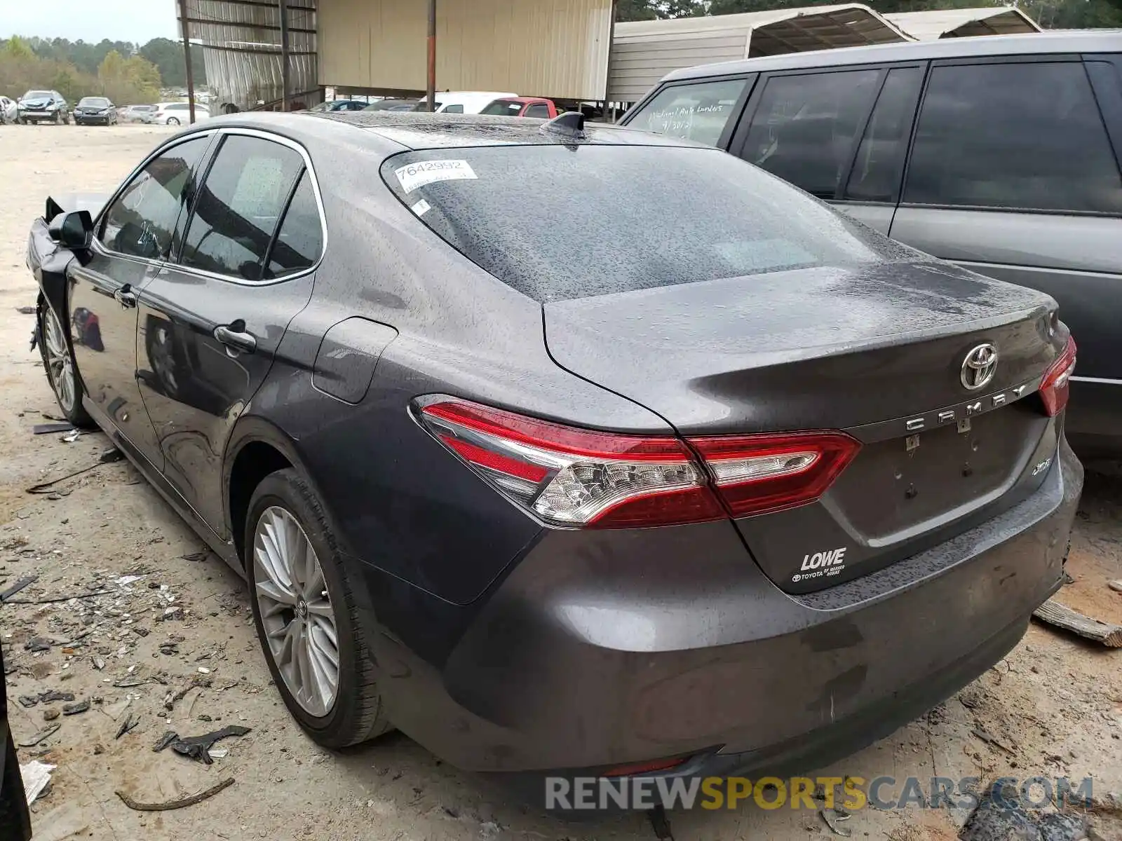 3 Photograph of a damaged car 4T1B11HK5KU825346 TOYOTA CAMRY 2019