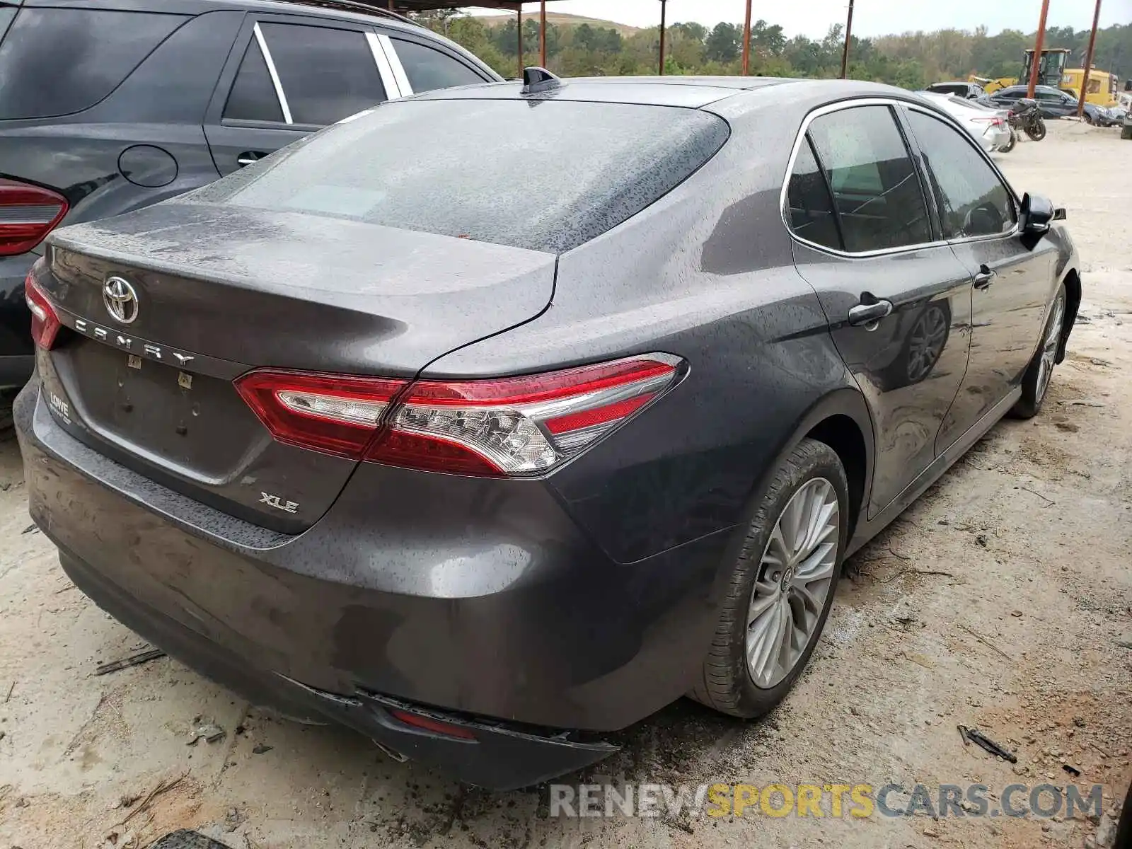 4 Photograph of a damaged car 4T1B11HK5KU825346 TOYOTA CAMRY 2019