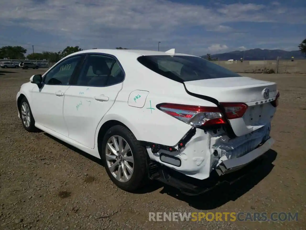 3 Photograph of a damaged car 4T1B11HK5KU825931 TOYOTA CAMRY 2019