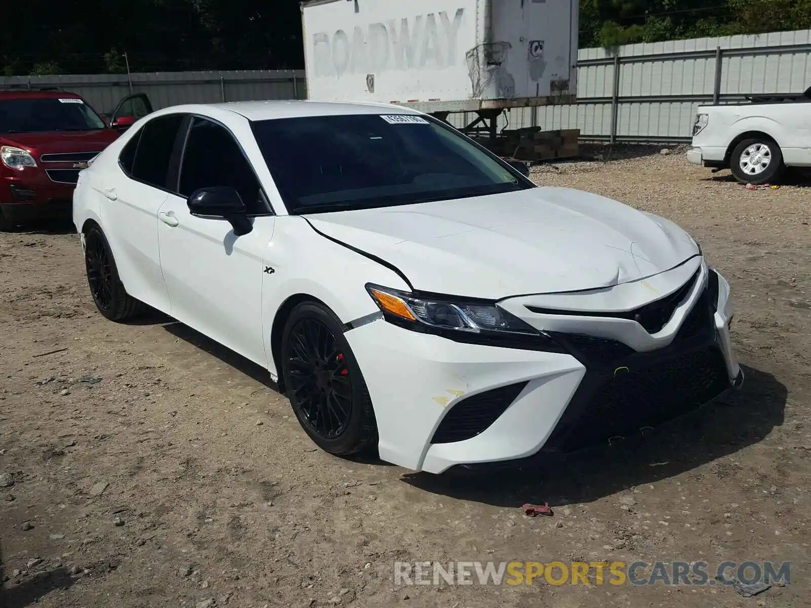 1 Photograph of a damaged car 4T1B11HK5KU826710 TOYOTA CAMRY 2019