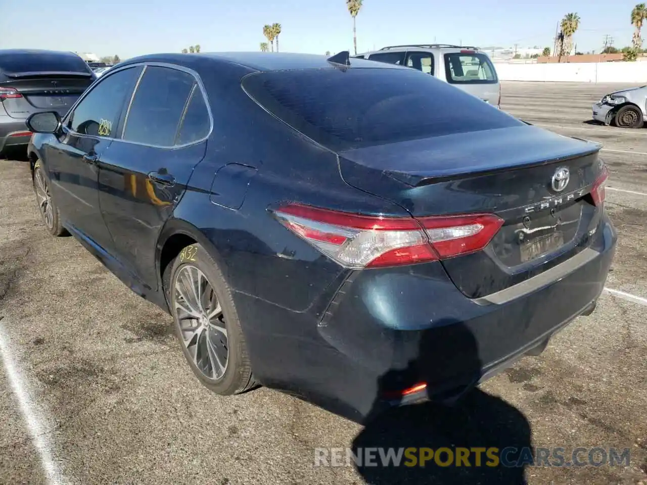 3 Photograph of a damaged car 4T1B11HK5KU828358 TOYOTA CAMRY 2019