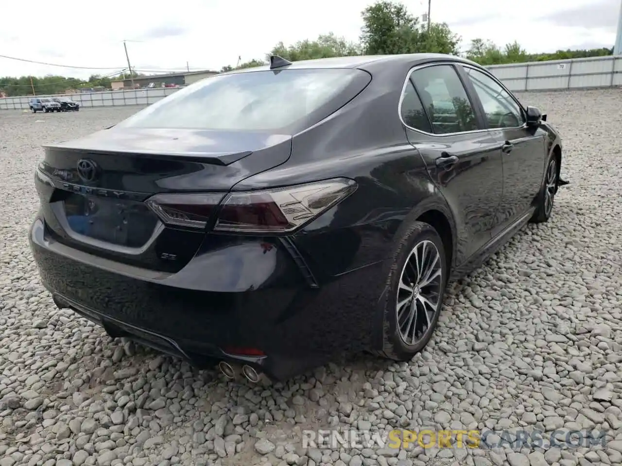 4 Photograph of a damaged car 4T1B11HK5KU828618 TOYOTA CAMRY 2019