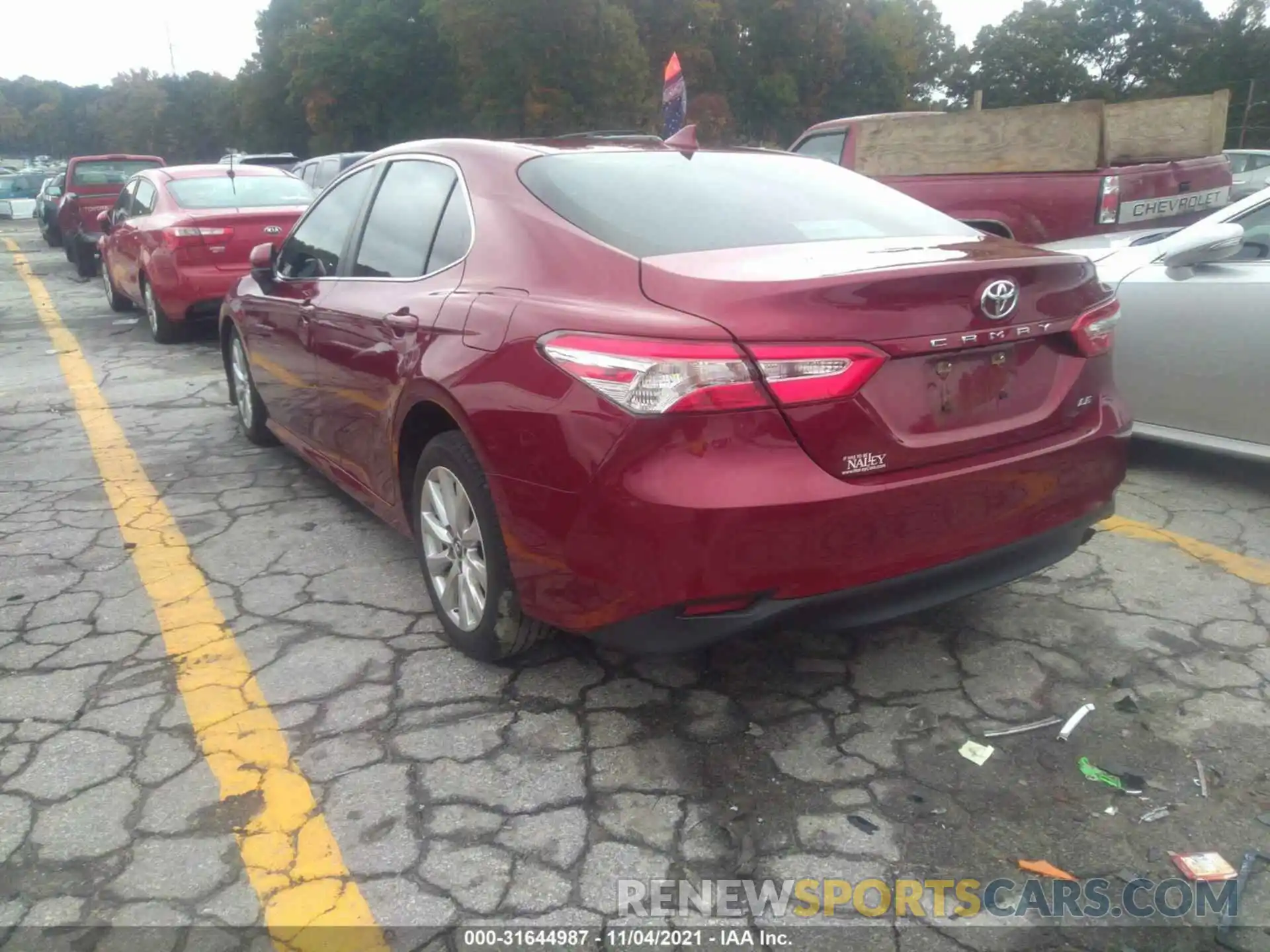 3 Photograph of a damaged car 4T1B11HK5KU829719 TOYOTA CAMRY 2019