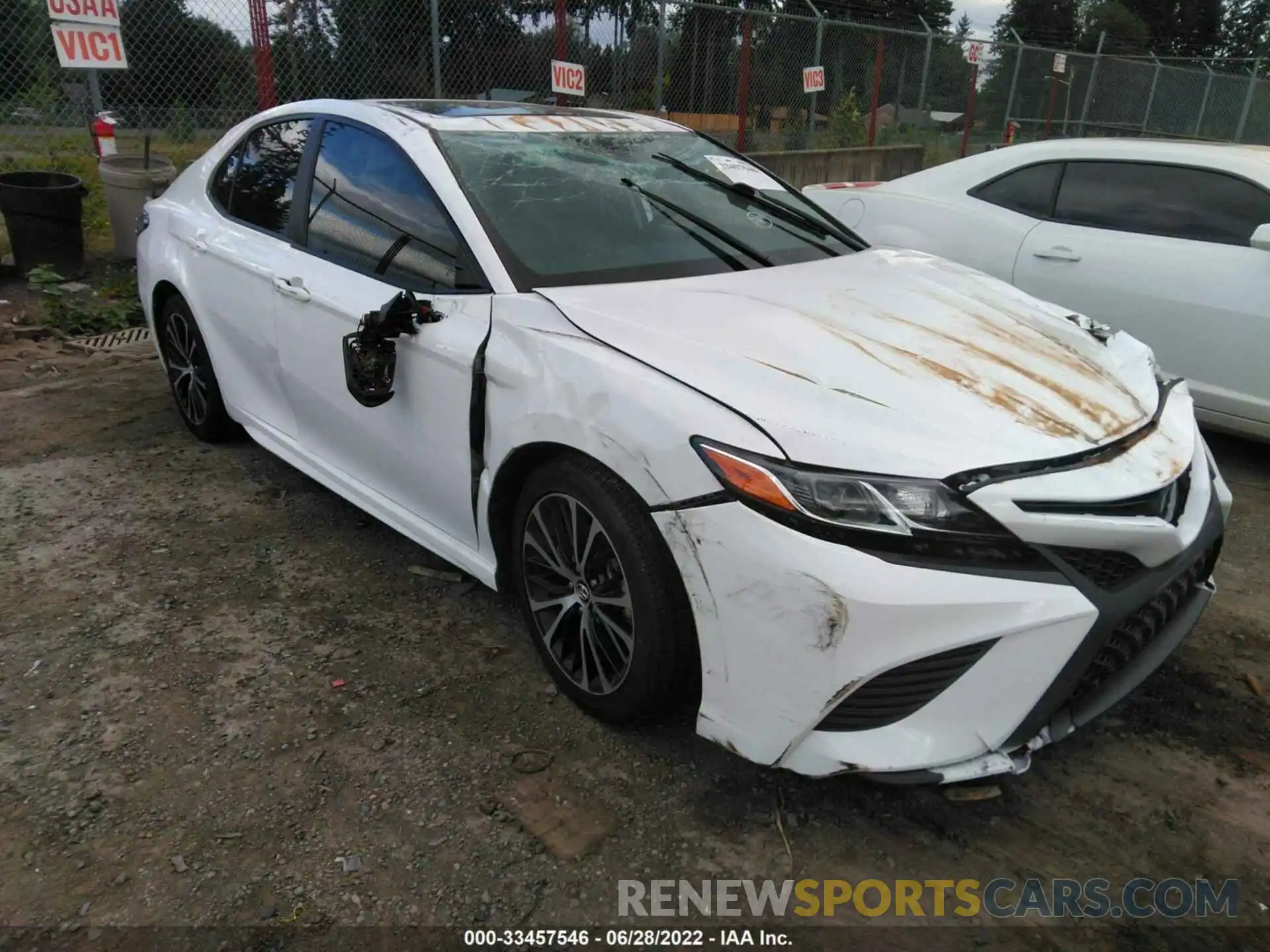 1 Photograph of a damaged car 4T1B11HK5KU830935 TOYOTA CAMRY 2019