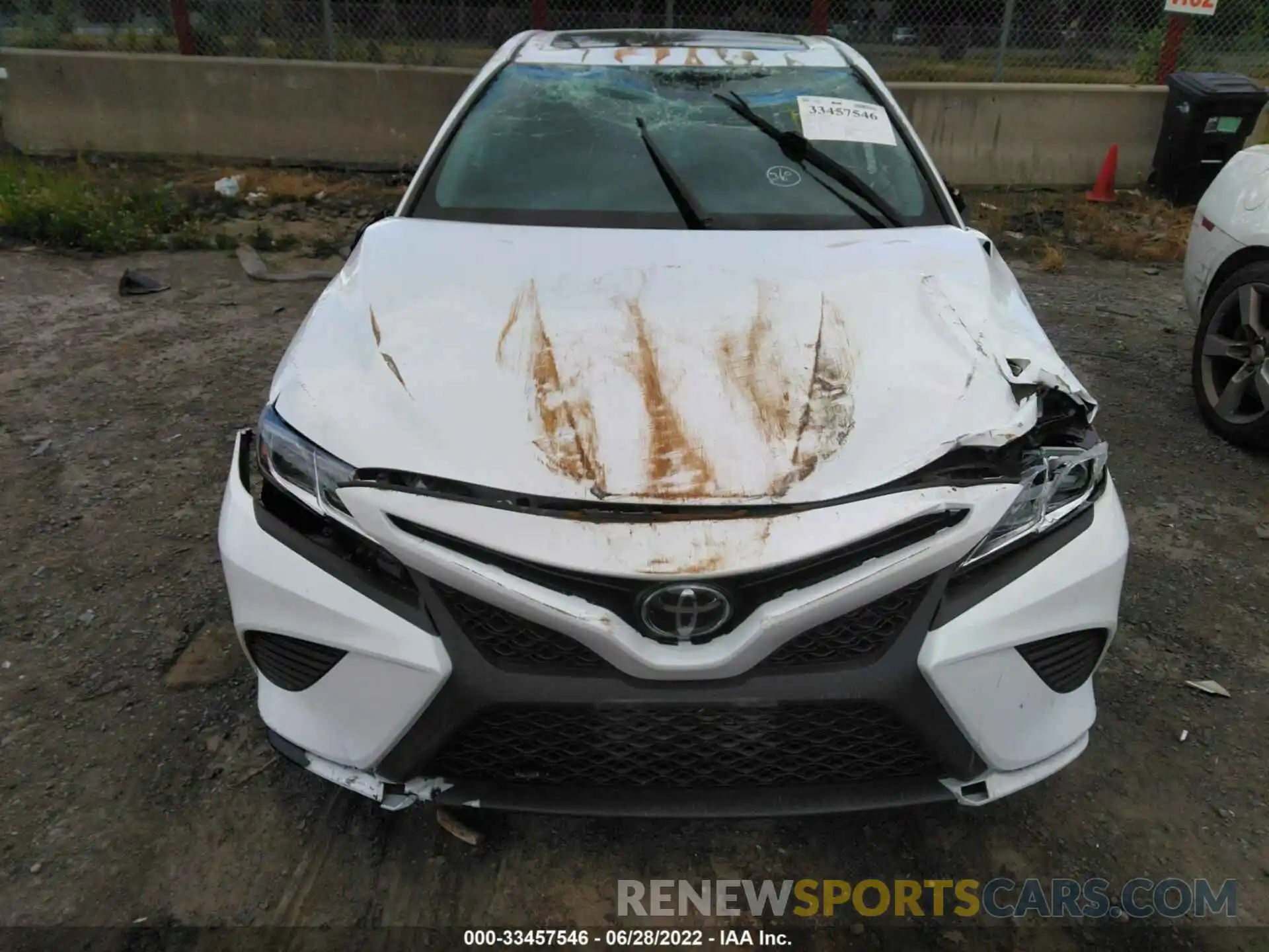 6 Photograph of a damaged car 4T1B11HK5KU830935 TOYOTA CAMRY 2019