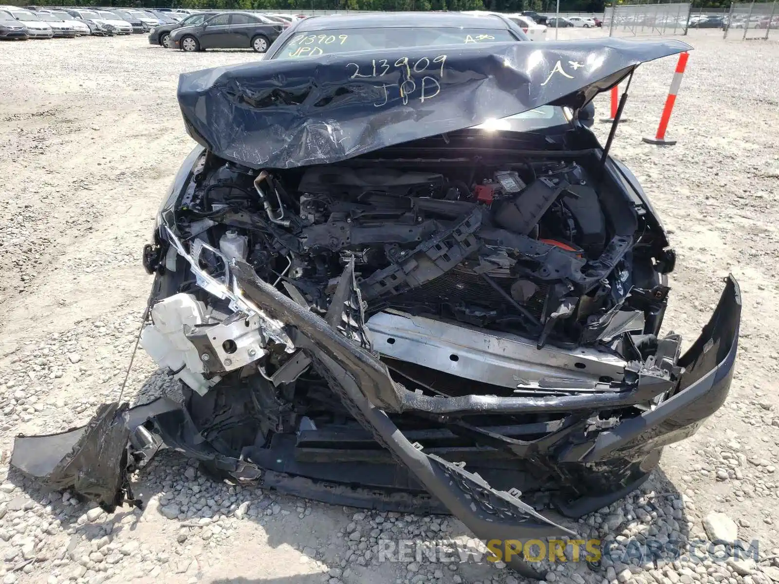 9 Photograph of a damaged car 4T1B11HK5KU832541 TOYOTA CAMRY 2019