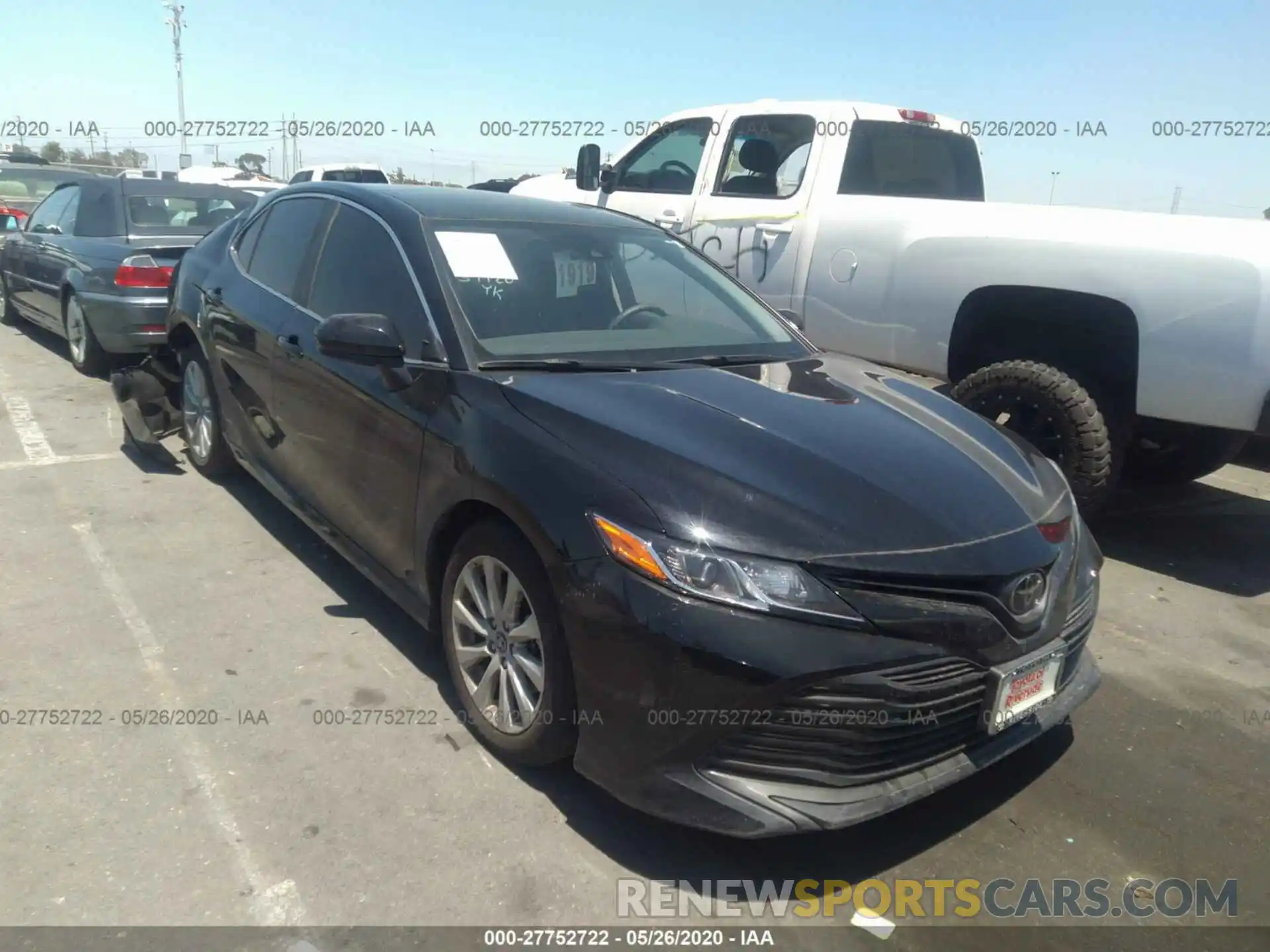 1 Photograph of a damaged car 4T1B11HK5KU833107 TOYOTA CAMRY 2019