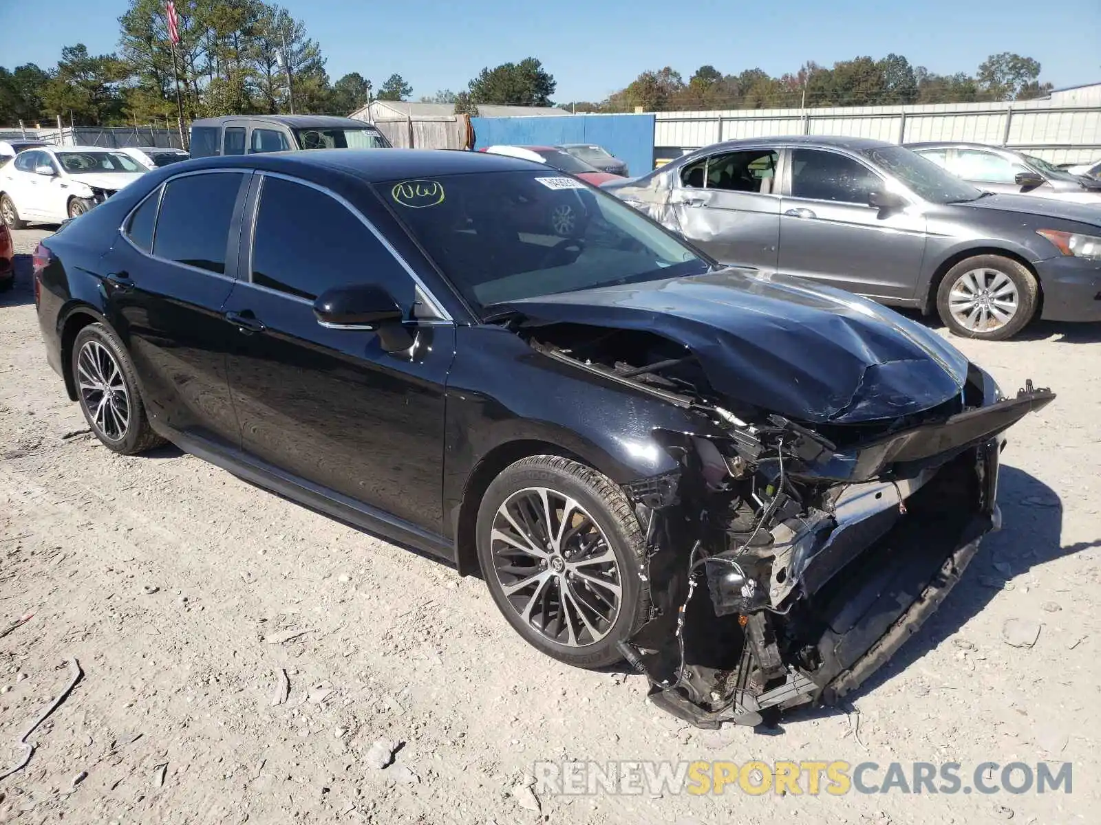 1 Photograph of a damaged car 4T1B11HK5KU836234 TOYOTA CAMRY 2019