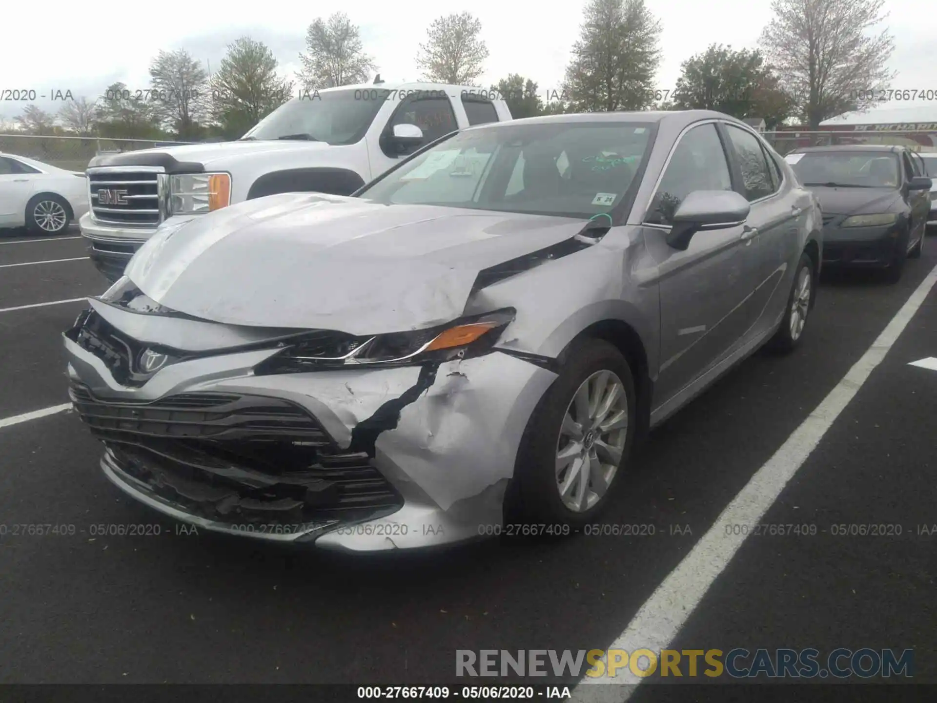 2 Photograph of a damaged car 4T1B11HK5KU837044 TOYOTA CAMRY 2019