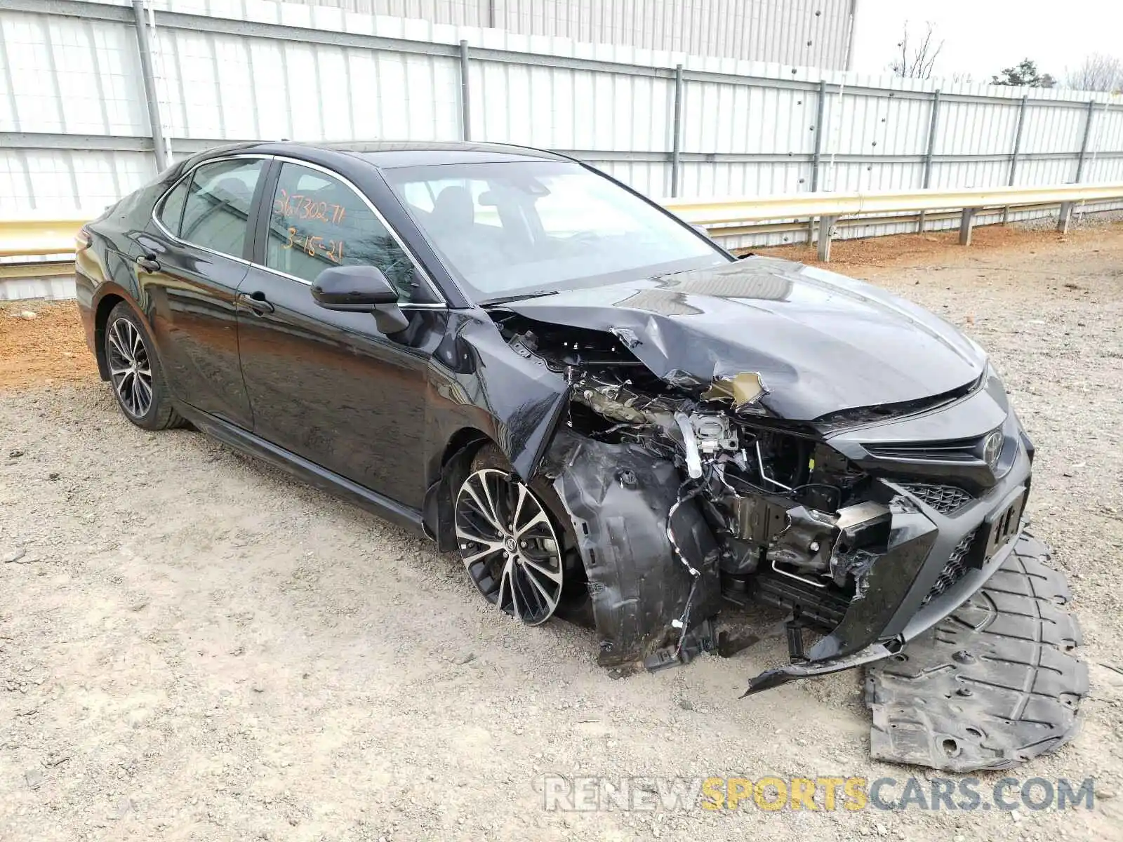 1 Photograph of a damaged car 4T1B11HK5KU837075 TOYOTA CAMRY 2019