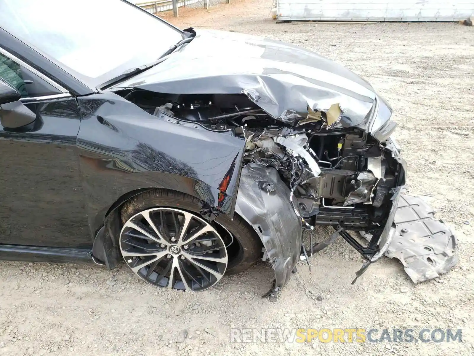 9 Фотография поврежденного автомобиля 4T1B11HK5KU837075 TOYOTA CAMRY 2019