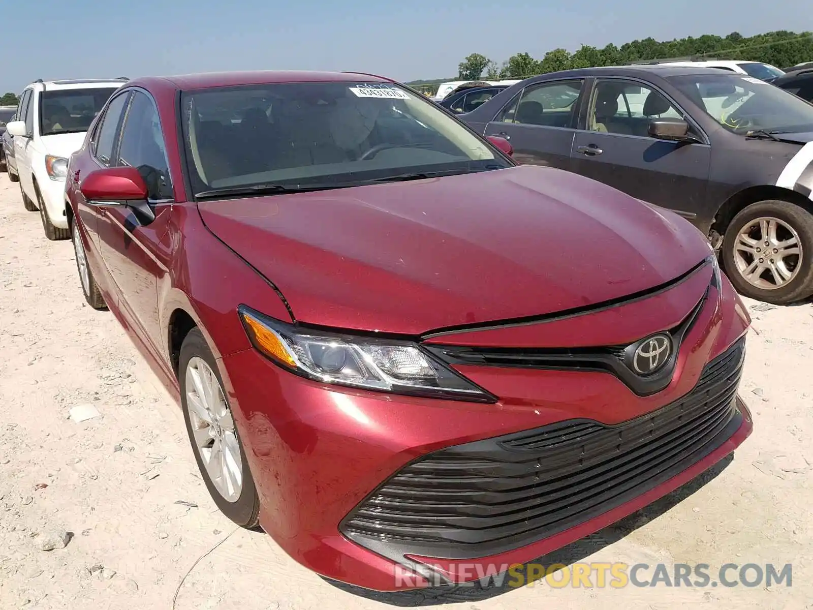 1 Photograph of a damaged car 4T1B11HK5KU840932 TOYOTA CAMRY 2019