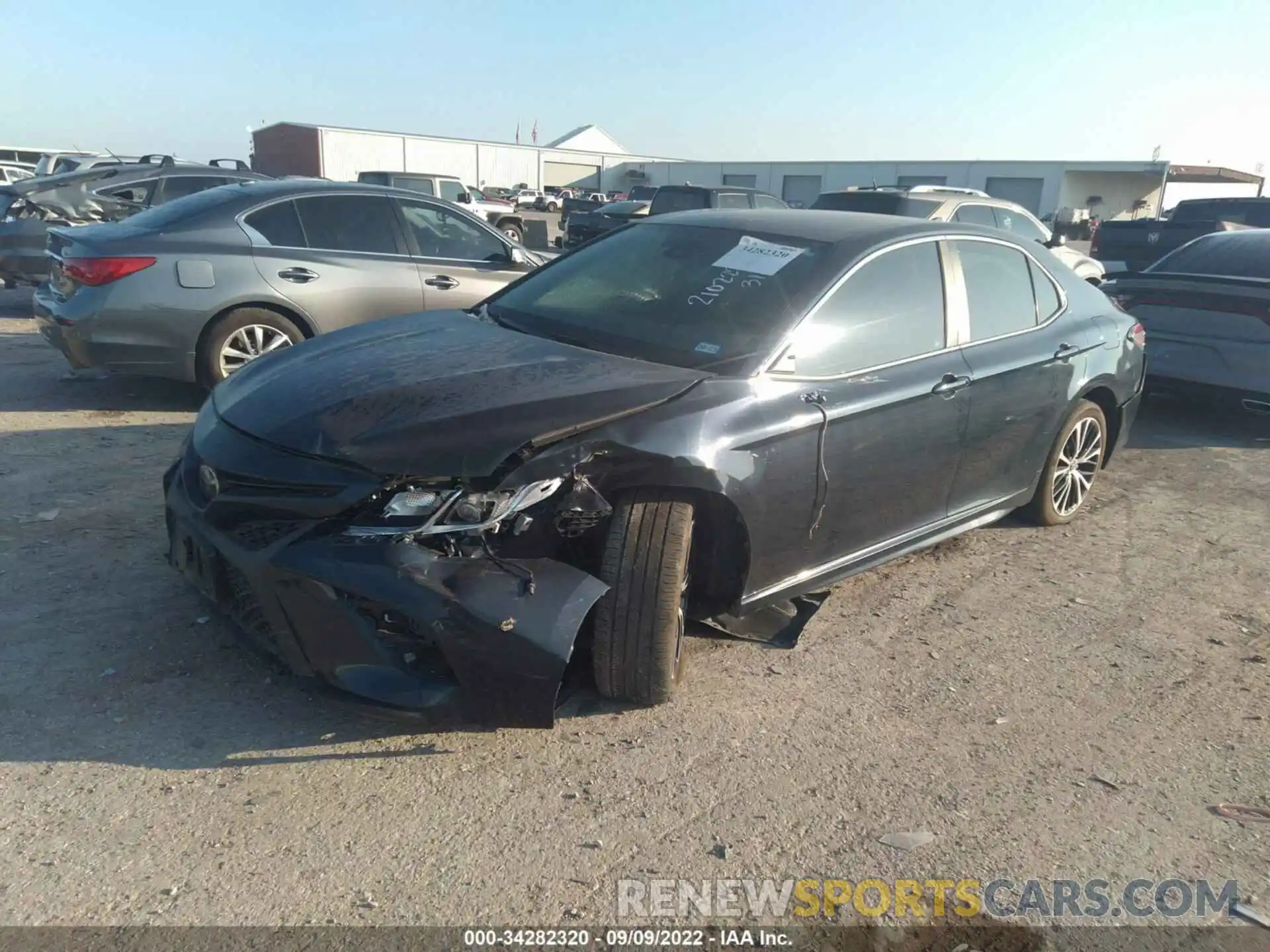 2 Фотография поврежденного автомобиля 4T1B11HK5KU841868 TOYOTA CAMRY 2019