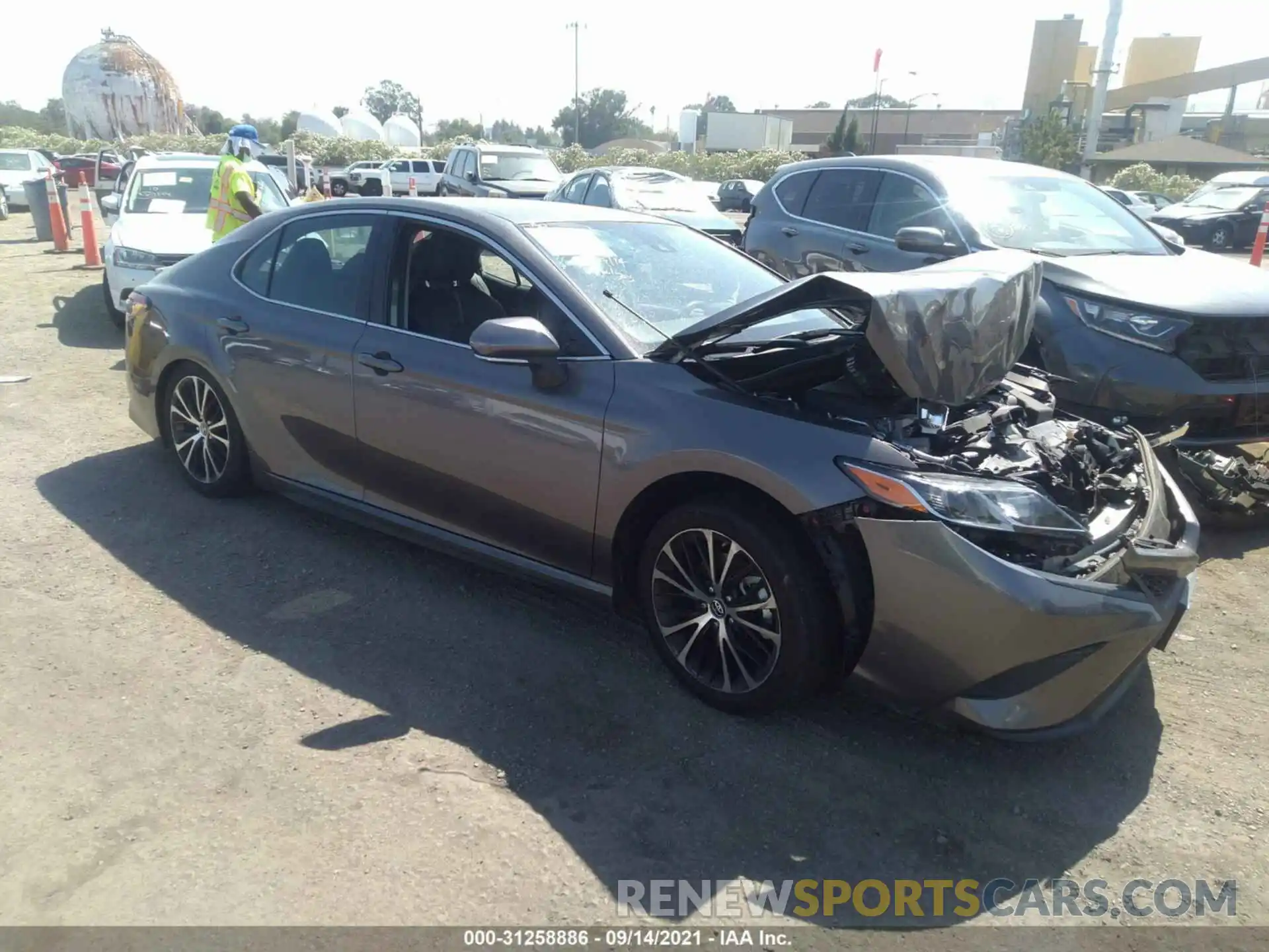 1 Photograph of a damaged car 4T1B11HK5KU843412 TOYOTA CAMRY 2019