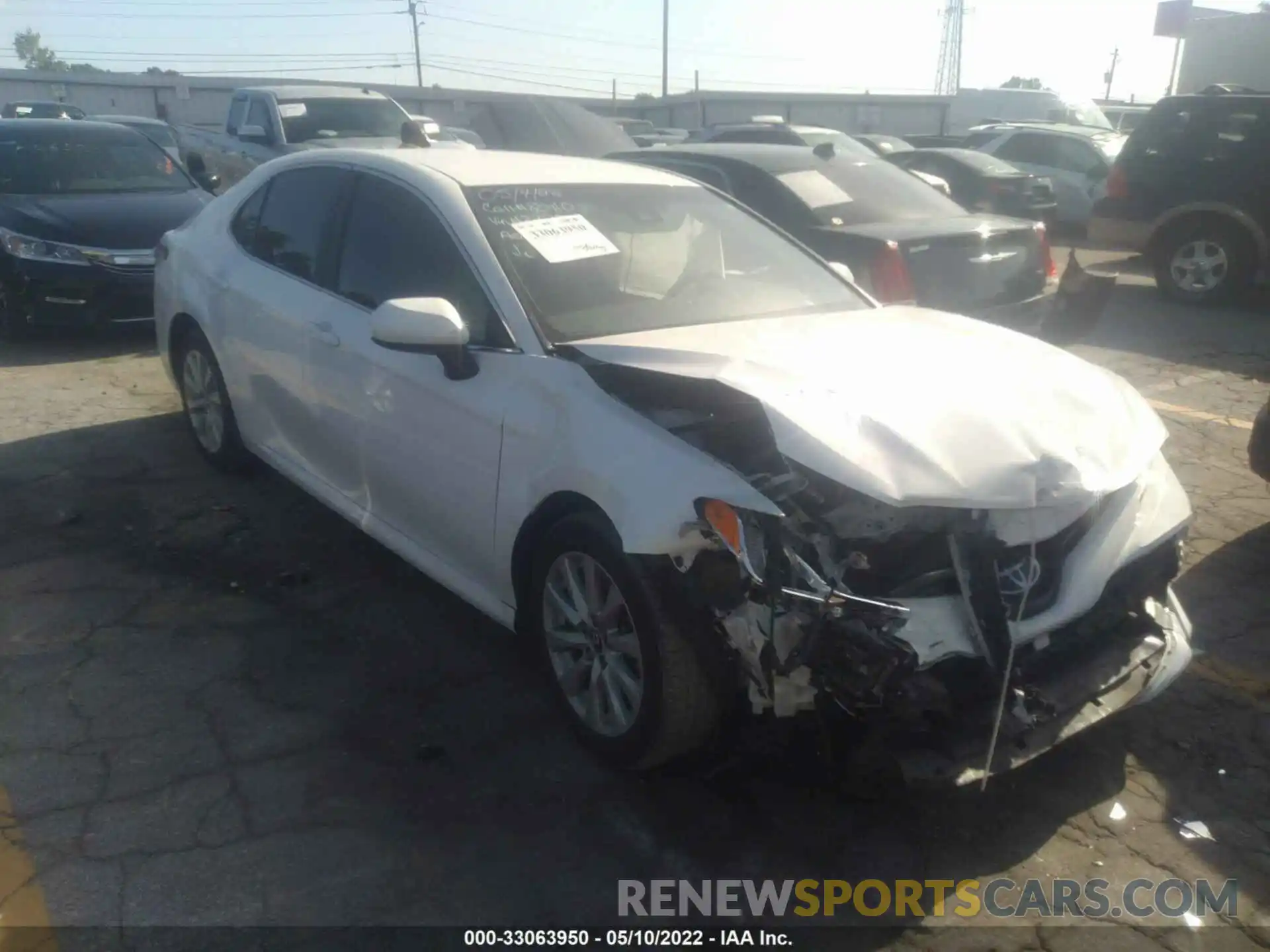 1 Photograph of a damaged car 4T1B11HK5KU843779 TOYOTA CAMRY 2019