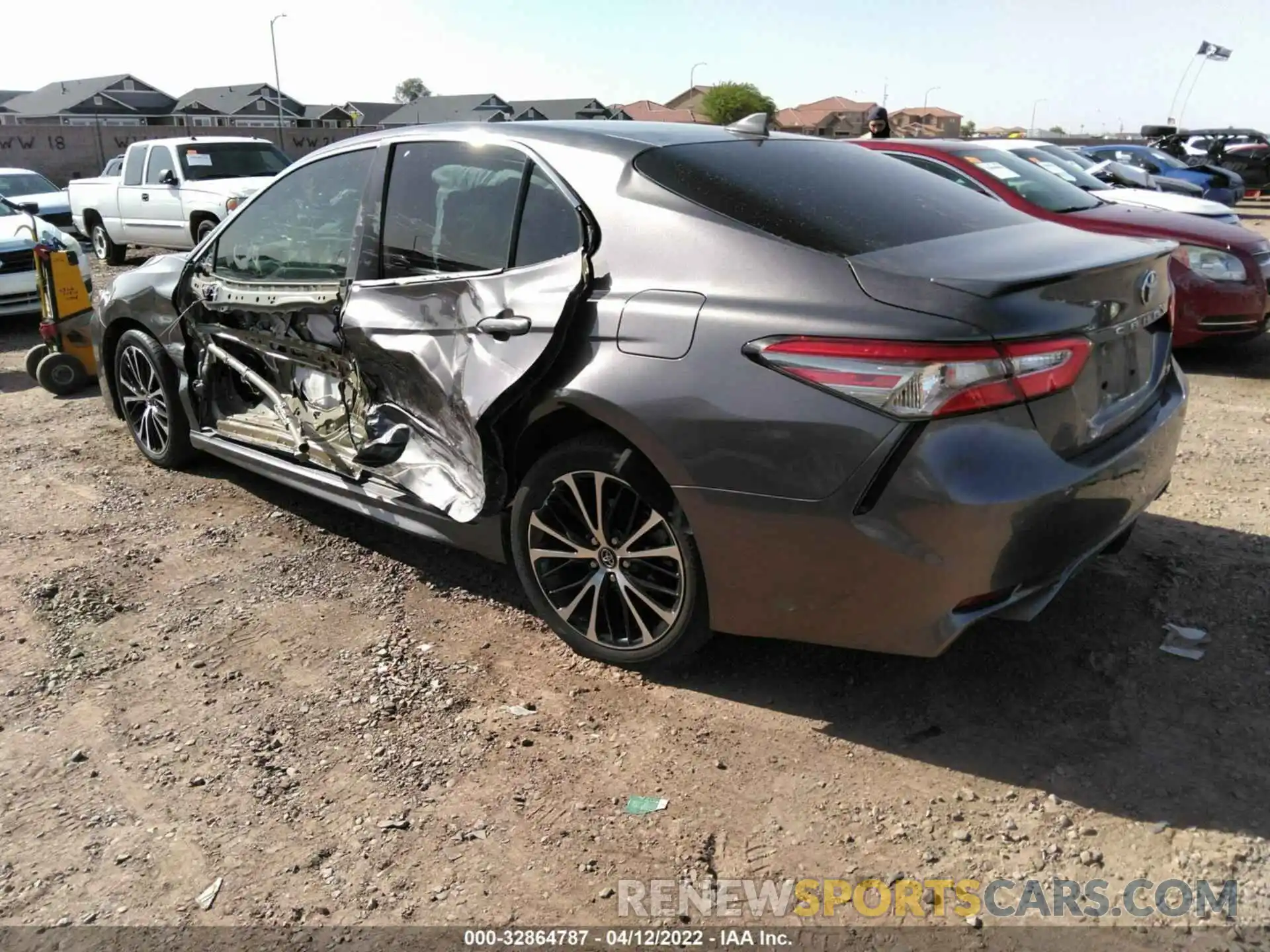 3 Photograph of a damaged car 4T1B11HK5KU844186 TOYOTA CAMRY 2019