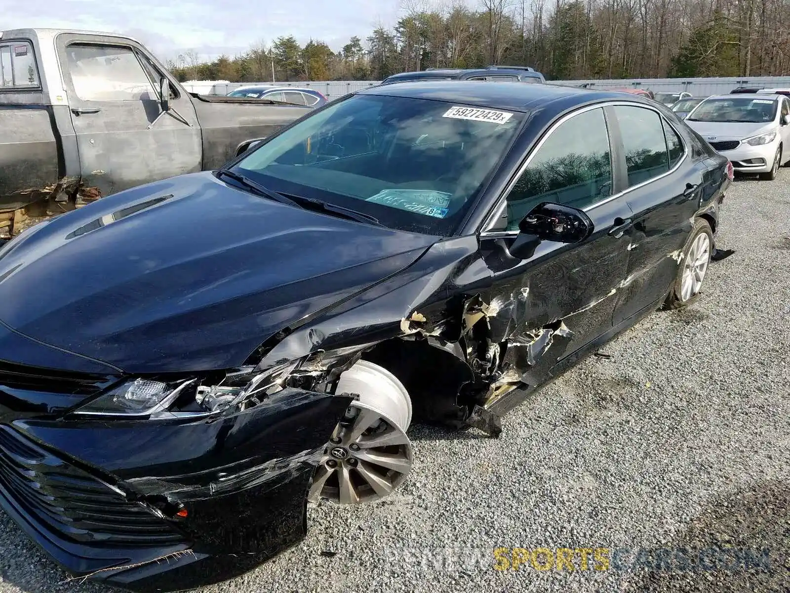 9 Photograph of a damaged car 4T1B11HK5KU846116 TOYOTA CAMRY 2019