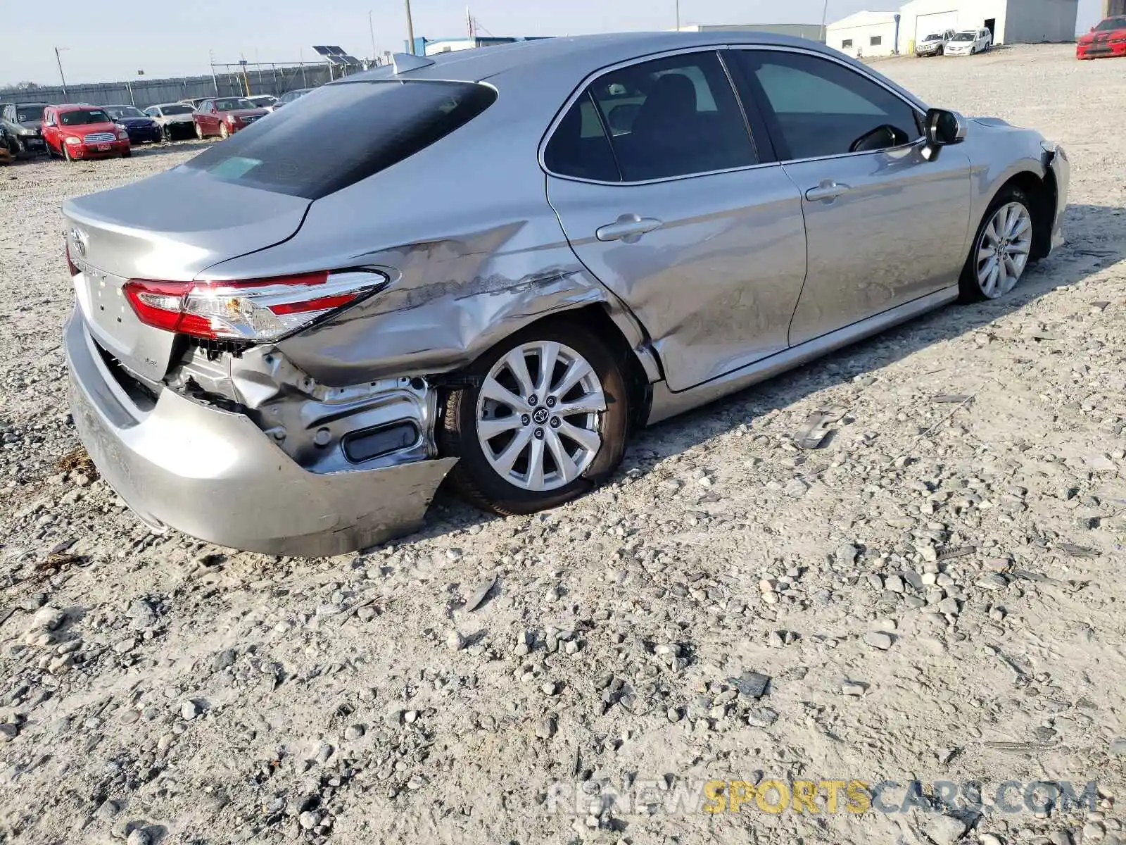 4 Фотография поврежденного автомобиля 4T1B11HK5KU846262 TOYOTA CAMRY 2019