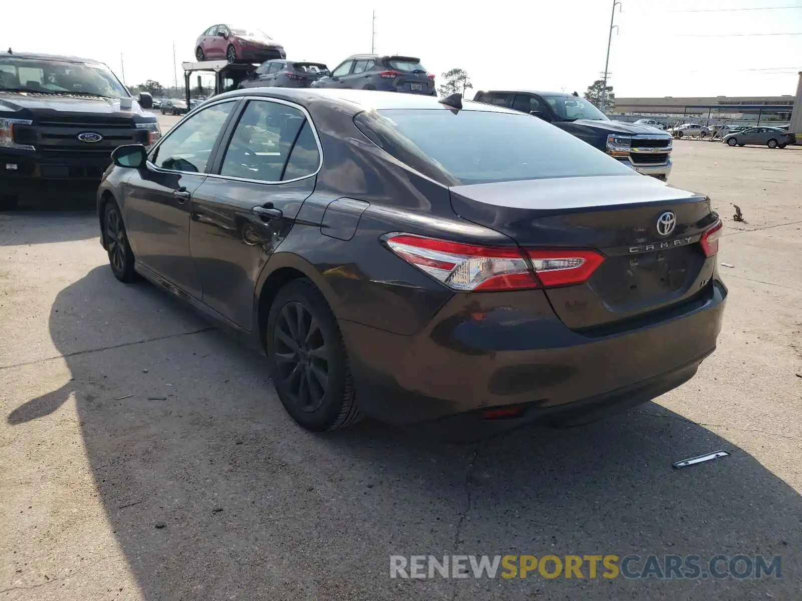 3 Photograph of a damaged car 4T1B11HK5KU852031 TOYOTA CAMRY 2019