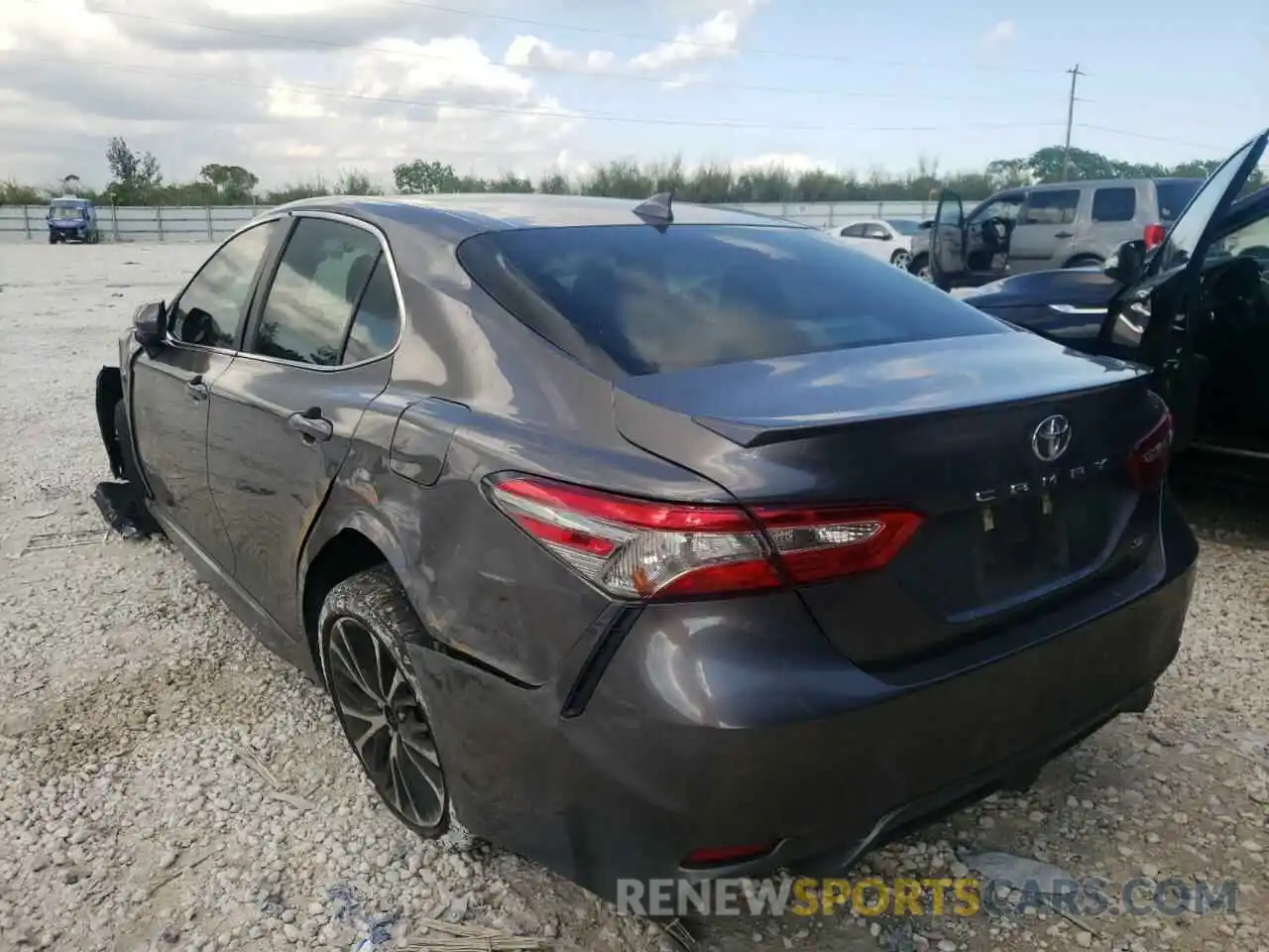 3 Photograph of a damaged car 4T1B11HK5KU855978 TOYOTA CAMRY 2019