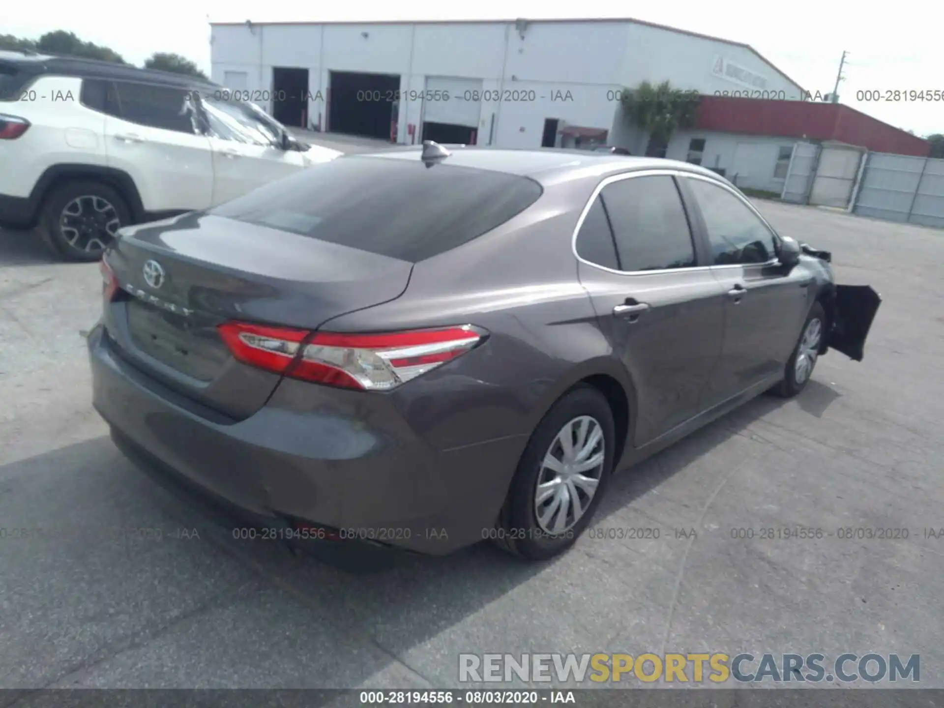 4 Photograph of a damaged car 4T1B11HK5KU856094 TOYOTA CAMRY 2019