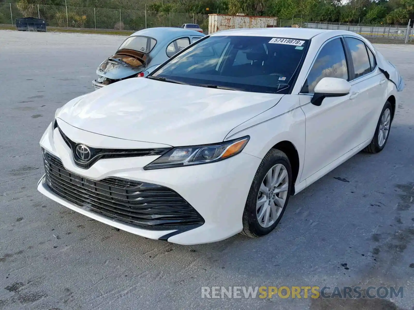 2 Фотография поврежденного автомобиля 4T1B11HK6KU****** TOYOTA CAMRY 2019