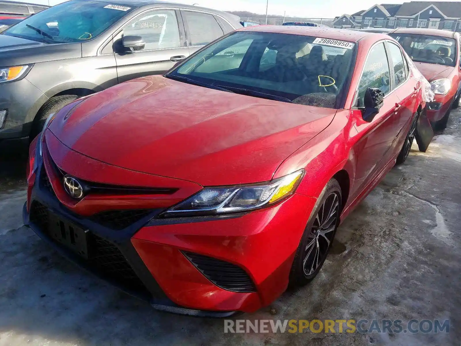 2 Photograph of a damaged car 4T1B11HK6KU160036 TOYOTA CAMRY 2019