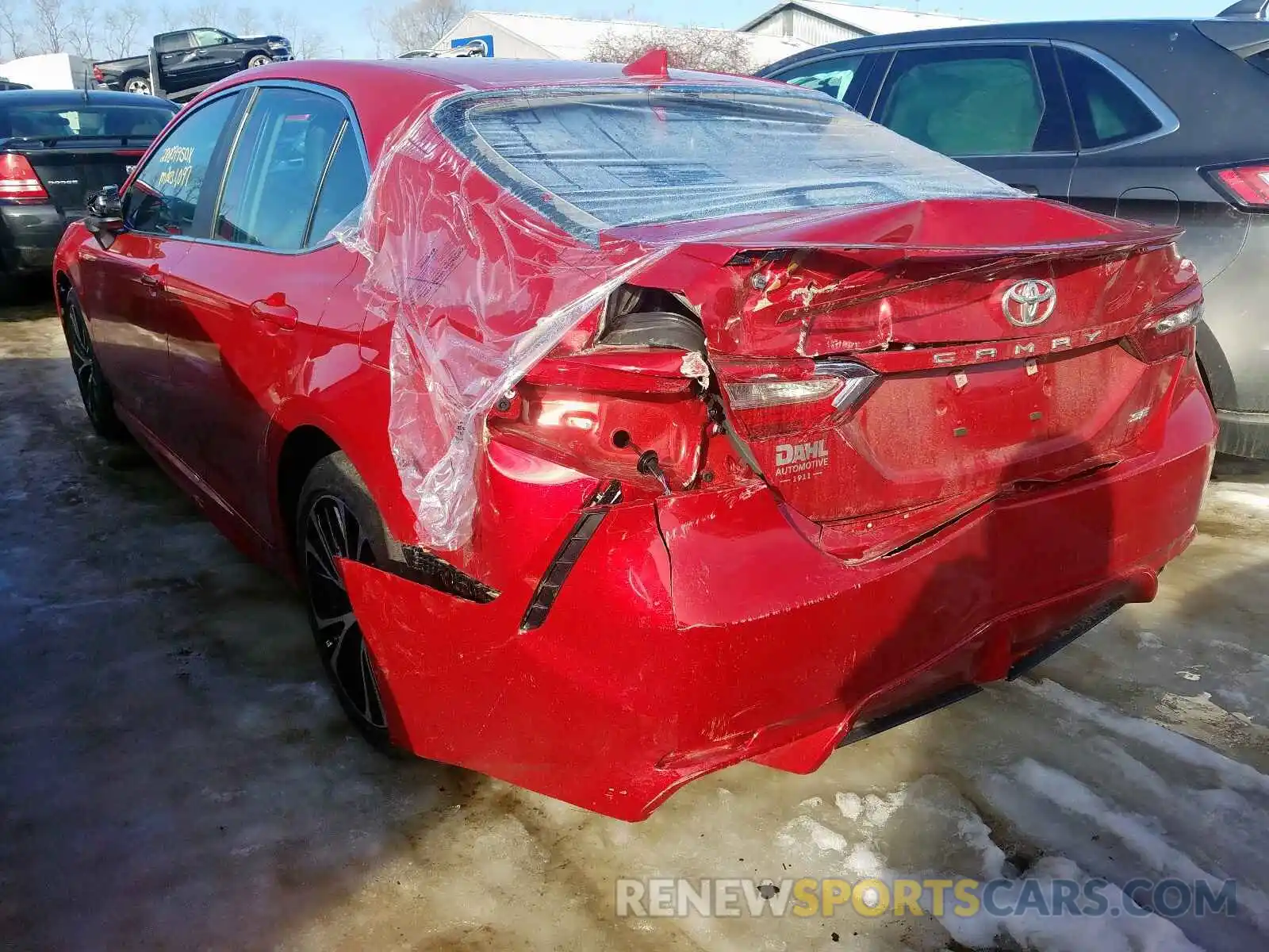 3 Photograph of a damaged car 4T1B11HK6KU160036 TOYOTA CAMRY 2019