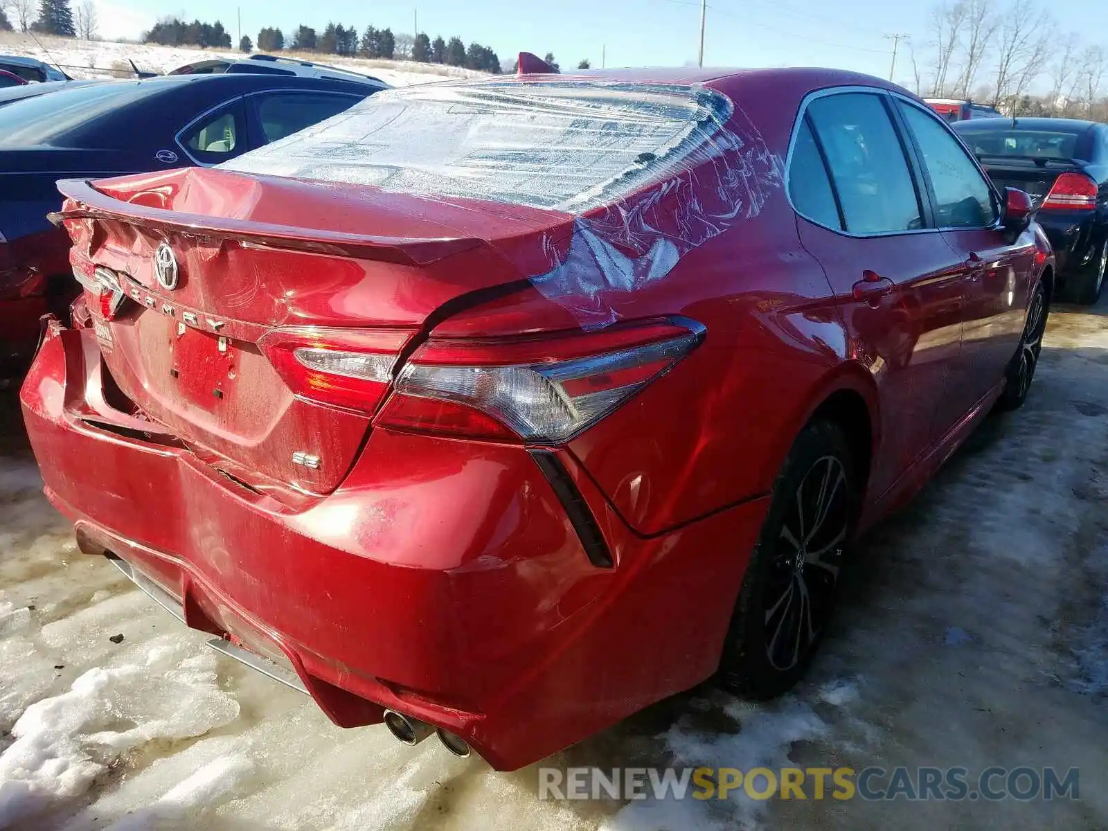 4 Photograph of a damaged car 4T1B11HK6KU160036 TOYOTA CAMRY 2019