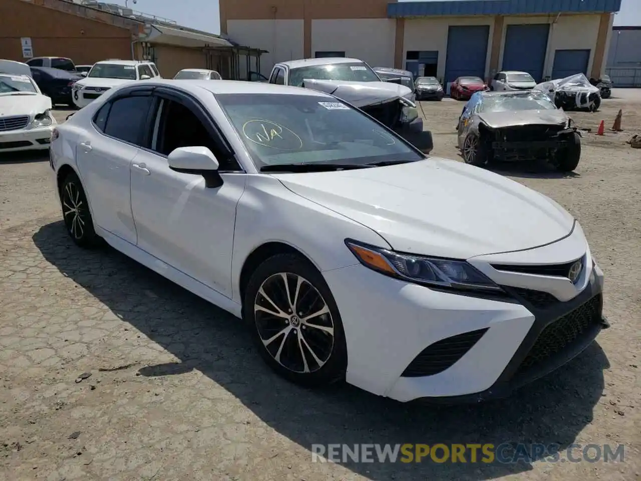 1 Photograph of a damaged car 4T1B11HK6KU161543 TOYOTA CAMRY 2019