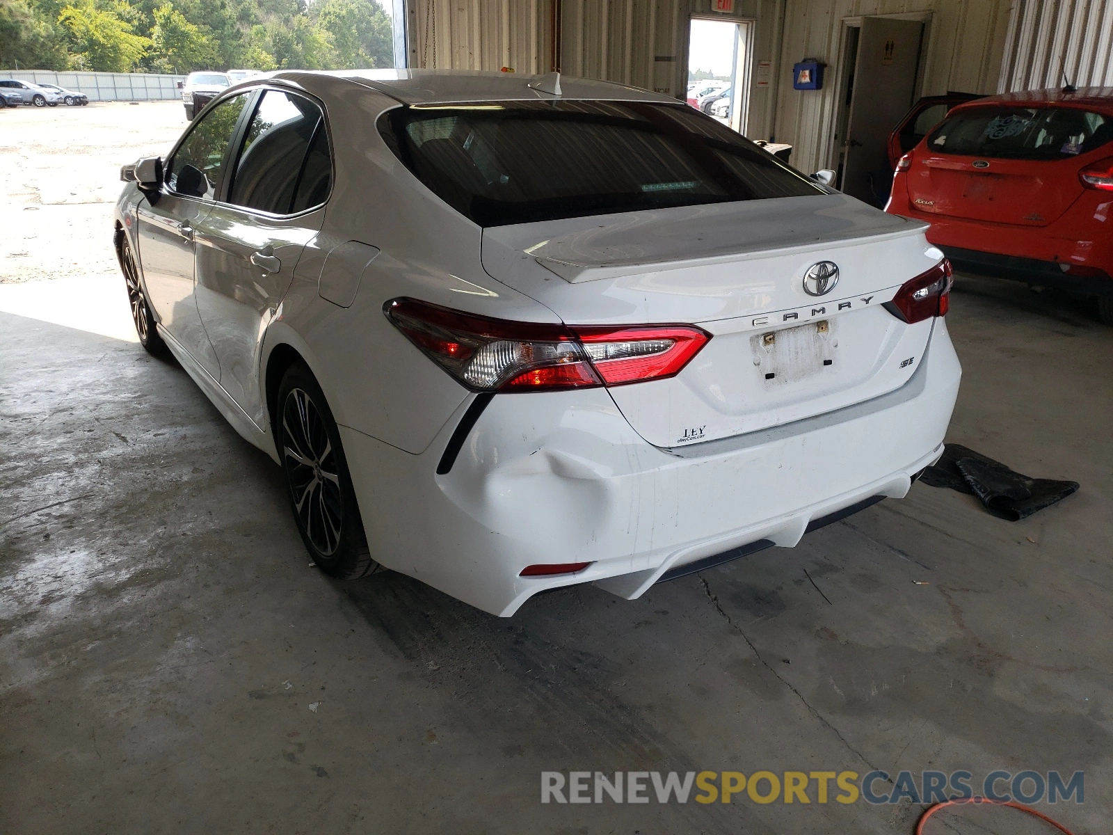 3 Photograph of a damaged car 4T1B11HK6KU161655 TOYOTA CAMRY 2019