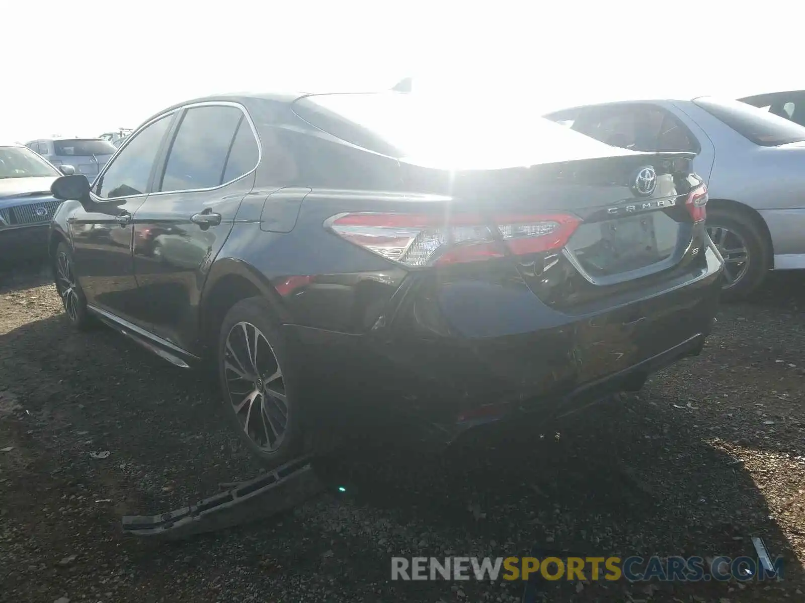 3 Photograph of a damaged car 4T1B11HK6KU164636 TOYOTA CAMRY 2019