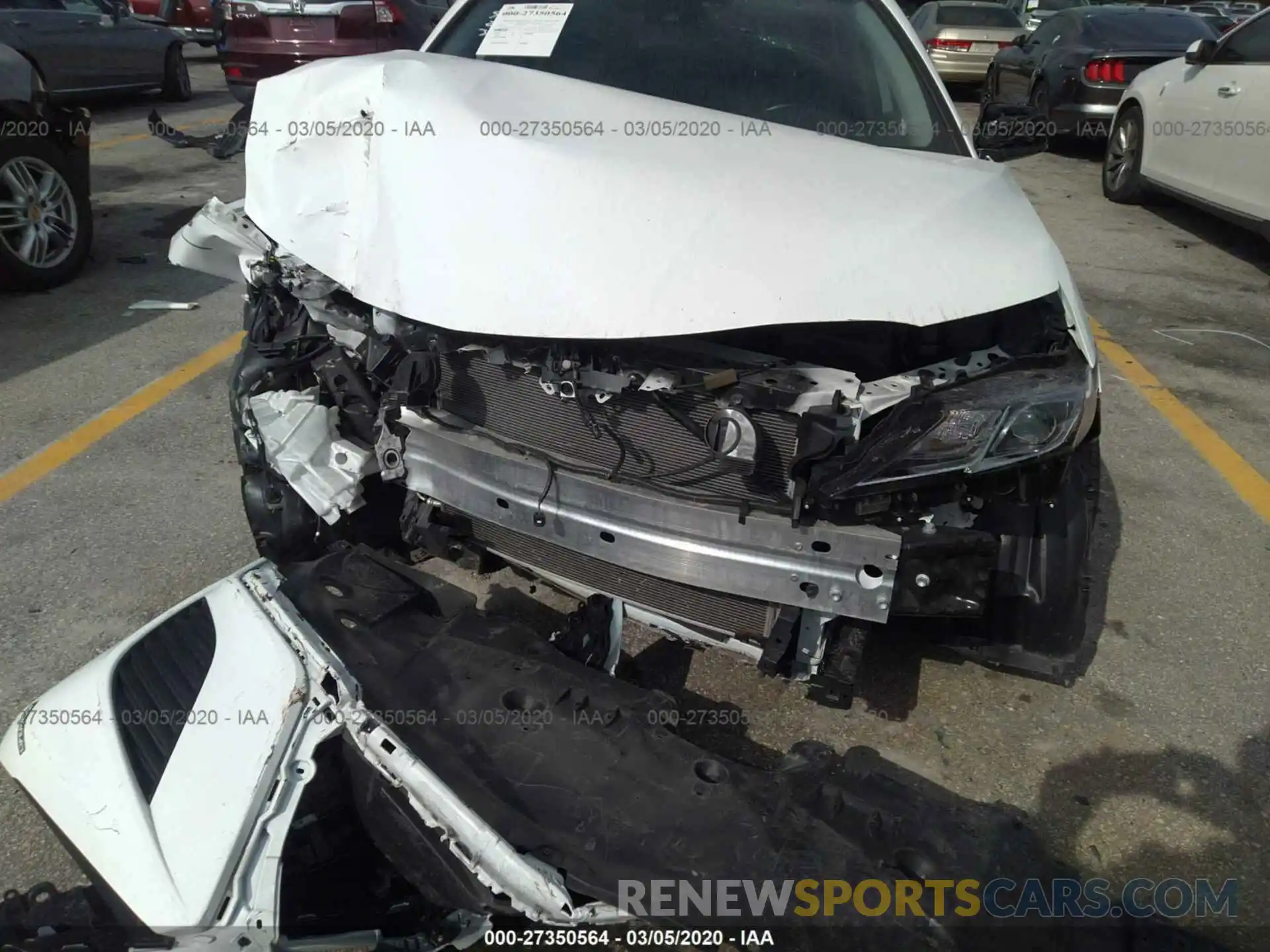 6 Photograph of a damaged car 4T1B11HK6KU165009 TOYOTA CAMRY 2019